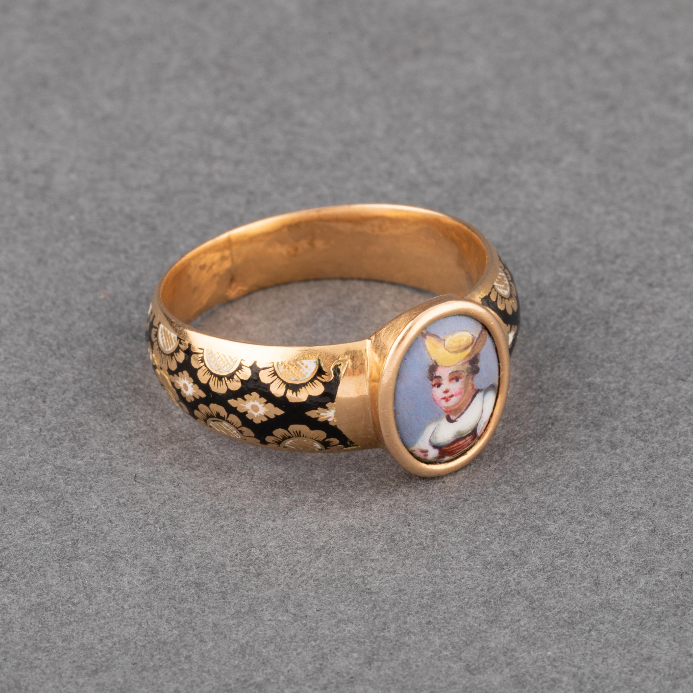 Antique Gold and Enamel Secret Ring 1
