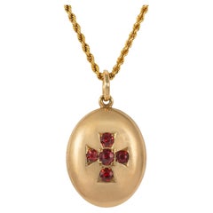 Pendant Necklaces