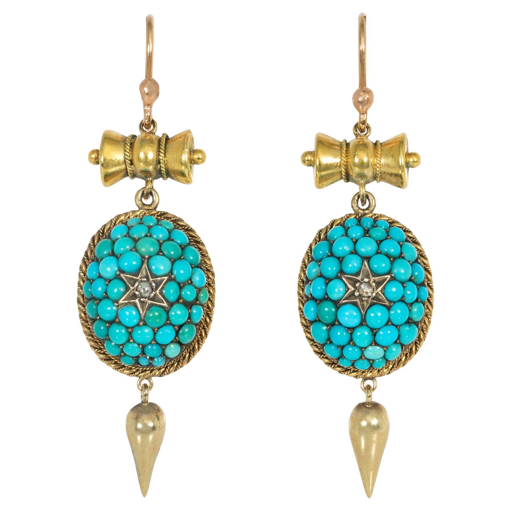 Boucles d'oreilles pendantes en or antique et turquoise pavée