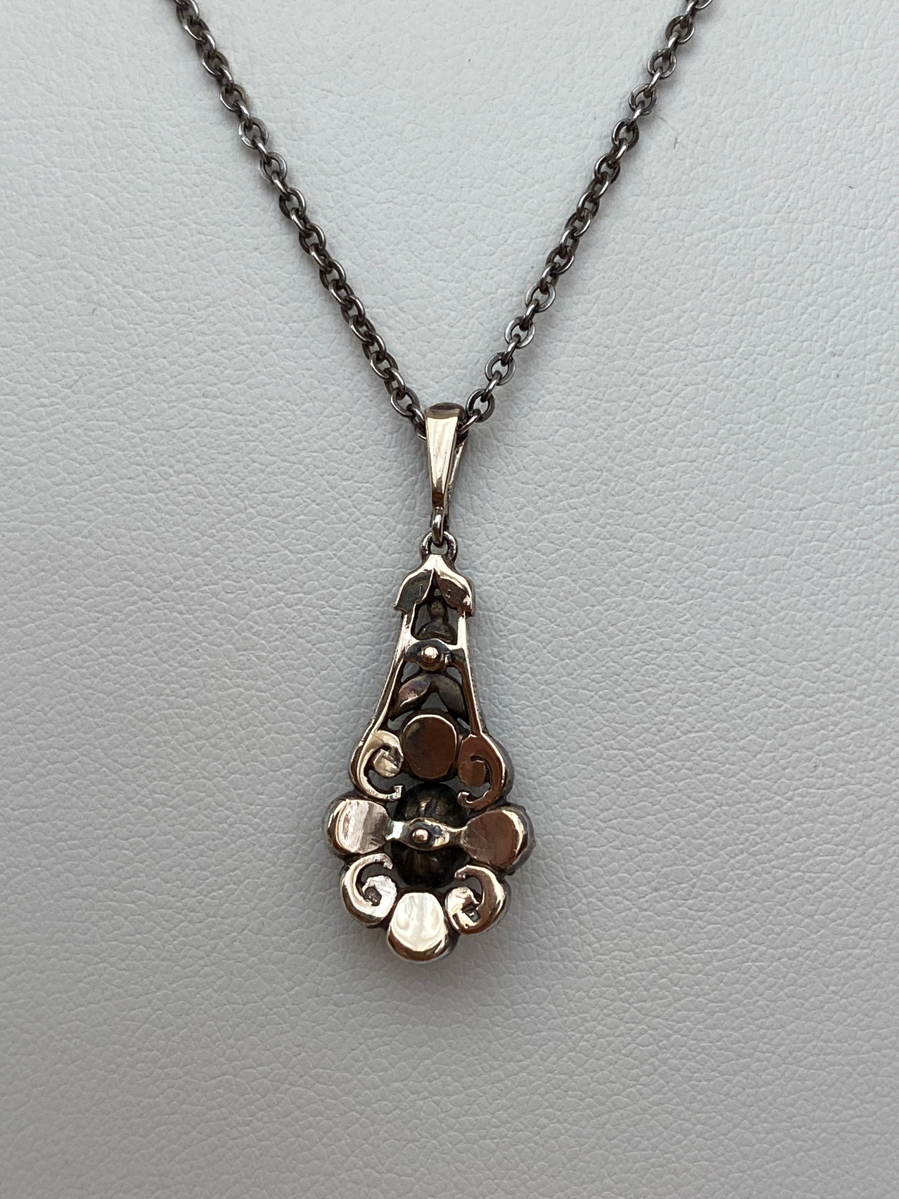 Antique gold and silver drop pendant necklace, rose cut diamonds For Sale 1