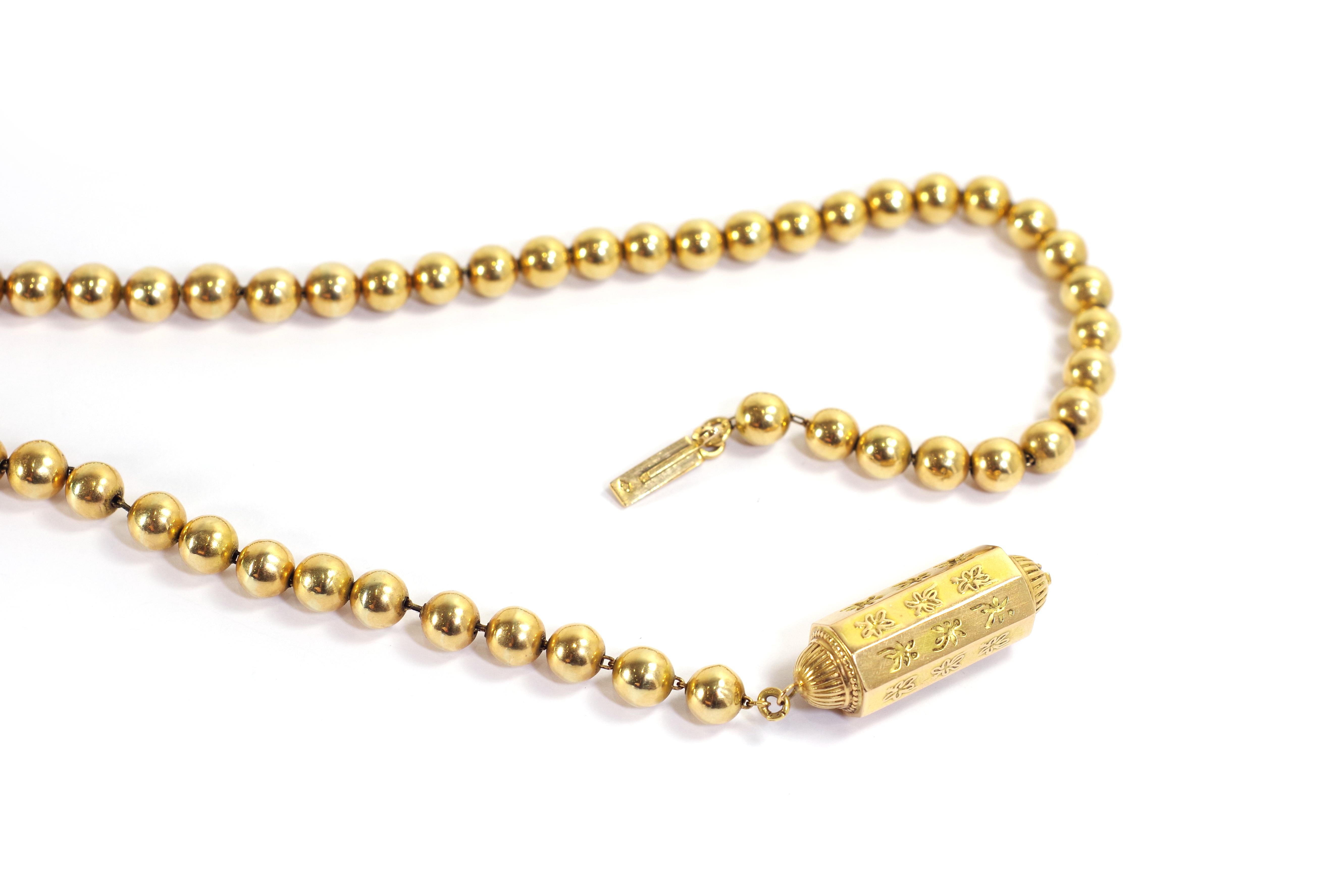 Antique Gold Balls Necklace with Large Clasp in 18k Gold For Sale at