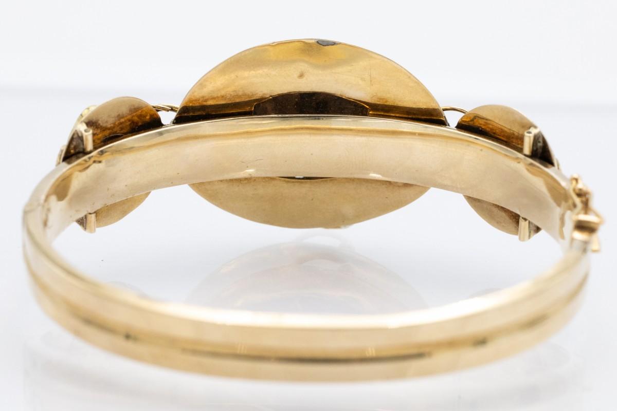 Bracciale antico in oro con smalto cobalto in stile Biedermeier, XIX secolo in vendita 1