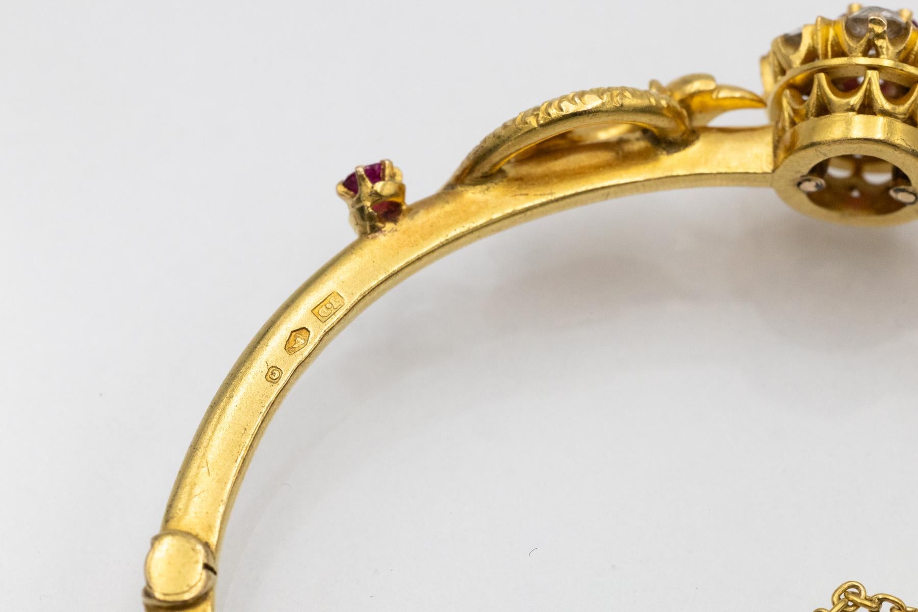 Bracelet ancien en or avec rubis et diamants, Autriche-Hongrie 1872-1922. Pour femmes en vente