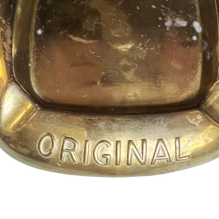 Cenicero publicitario antiguo de latón dorado - Coates & Co. Gin 1900s siglo XX en venta