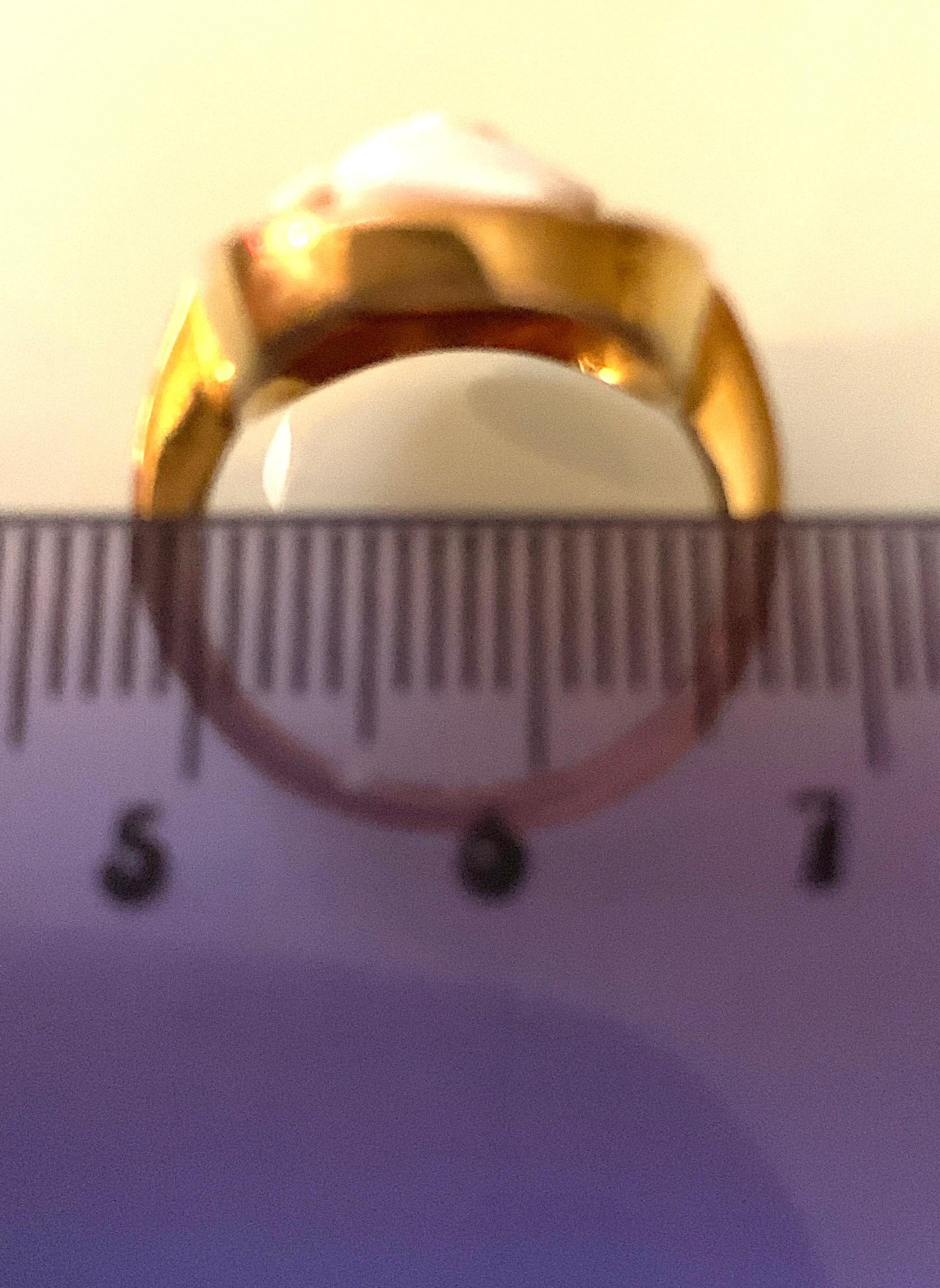 Antique Gold Cameo Ring For Sale 8