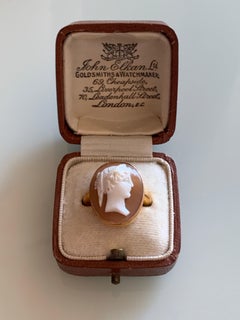 Antique Gold Cameo Ring