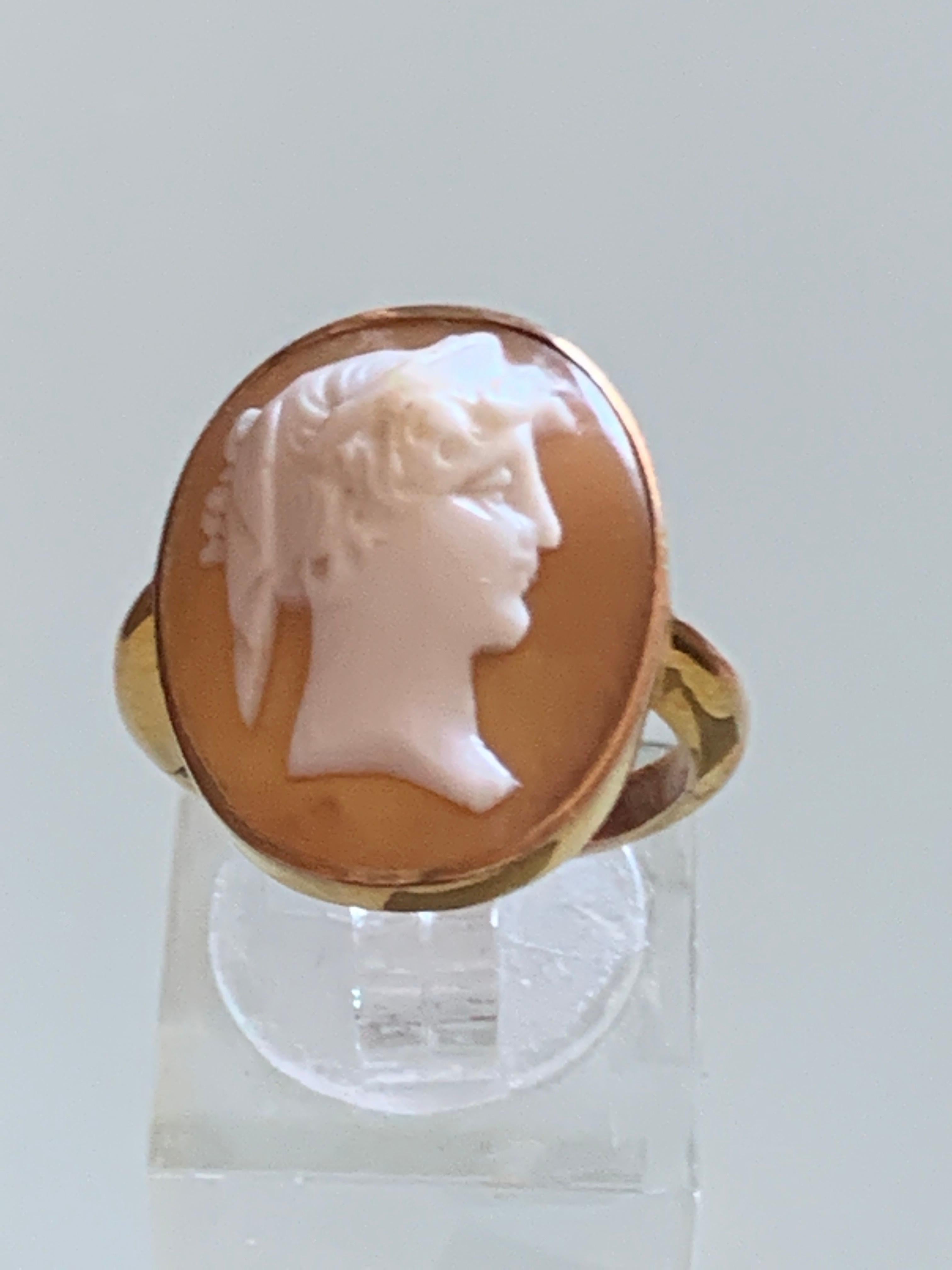 Women's or Men's Antique Gold Cameo Ring For Sale