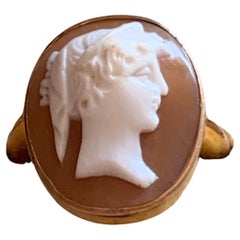 Antique Gold Cameo Ring