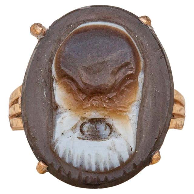 An Antique Gold and Black Hardstone Greco-Roman Intaglio Ring For Sale ...