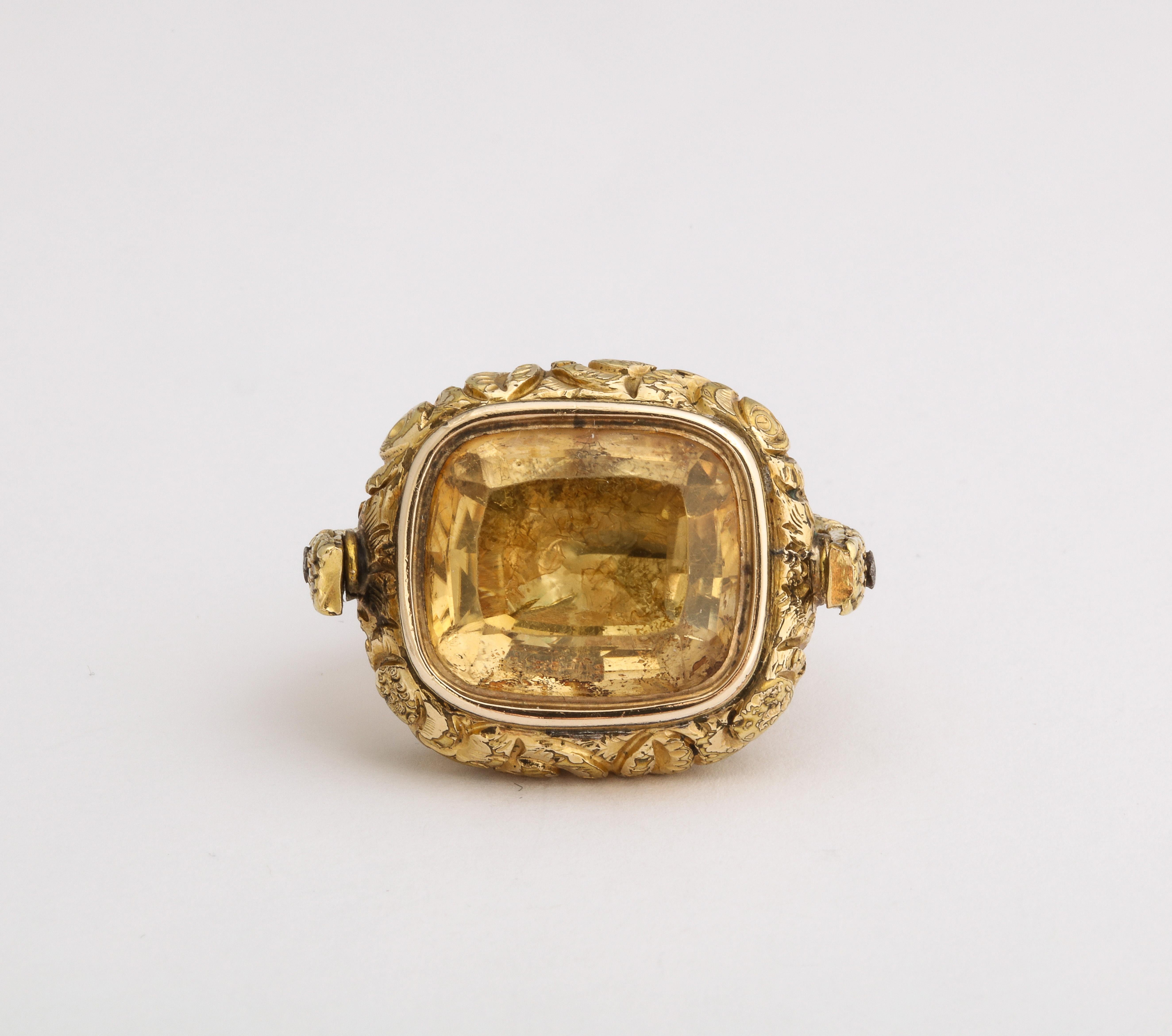 Antique Gold Cased Citrine Spinner Fob In Excellent Condition In Stamford, CT