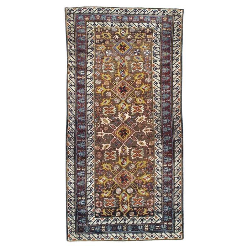 Tapis Seychour caucasien Antique Gold, 5'3 x 10'3 en vente