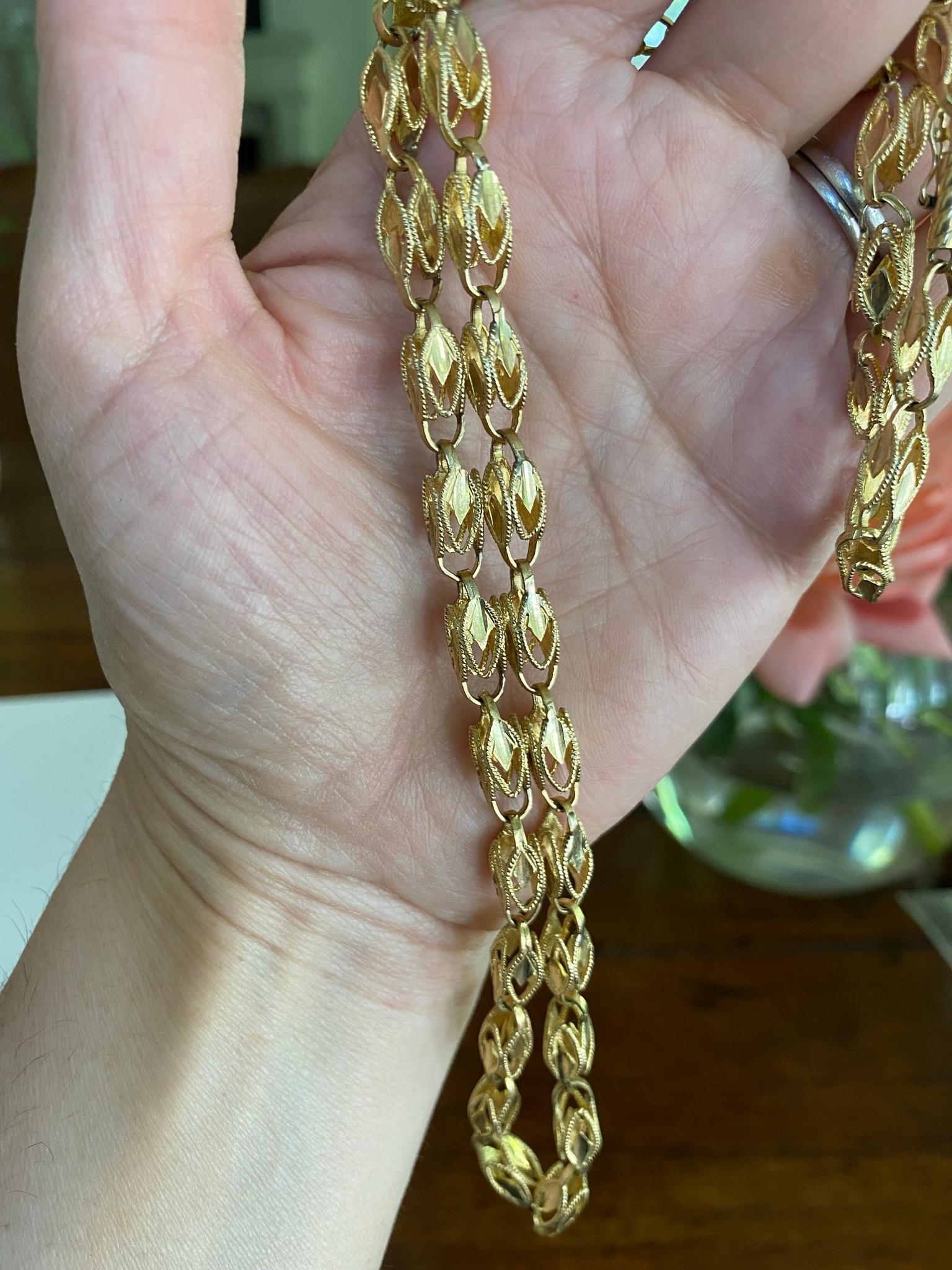 Antique Gold Chain Link Necklace For Sale 4
