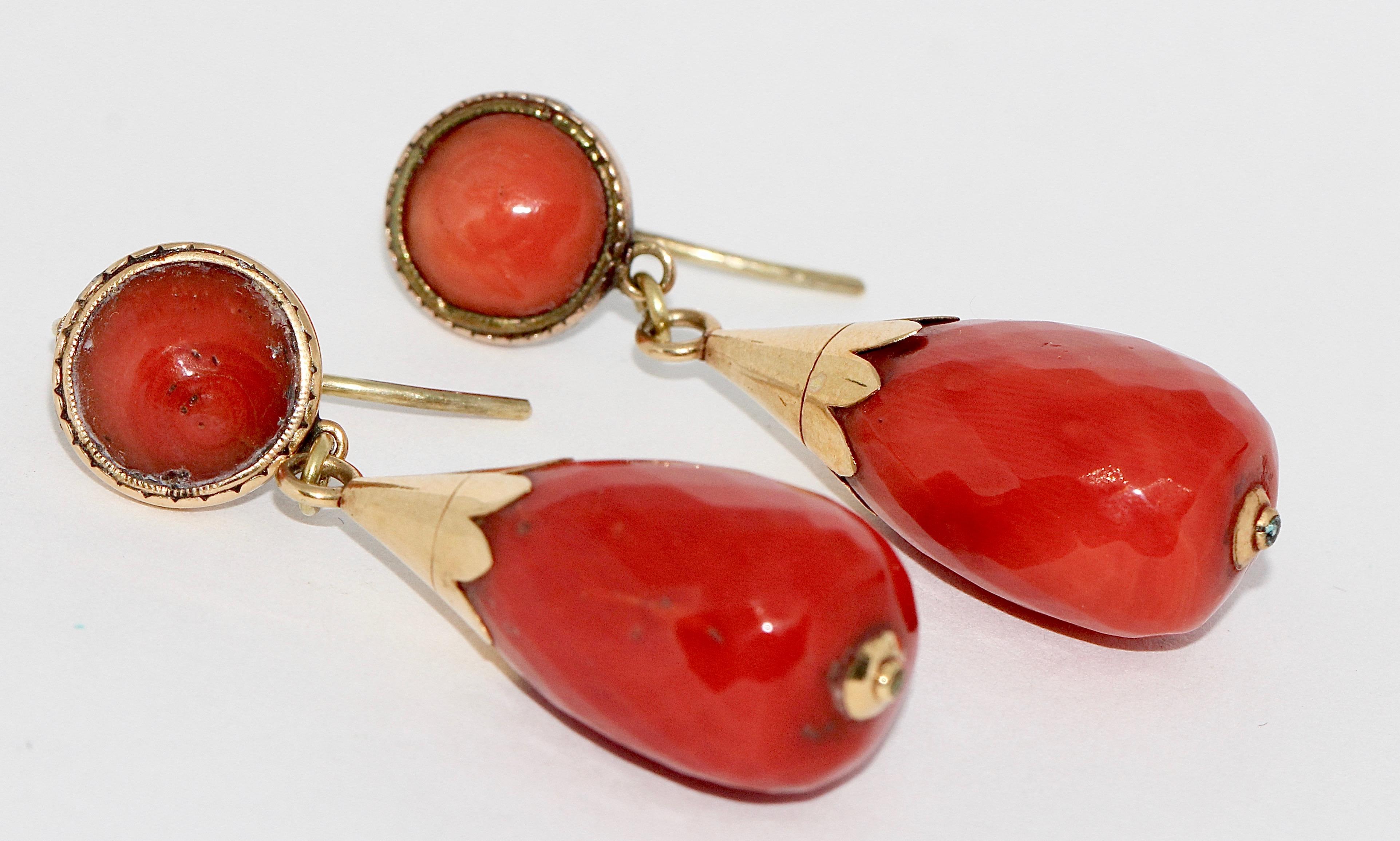 Antique Gold Coral stud earrings, in faceted drop-cut.