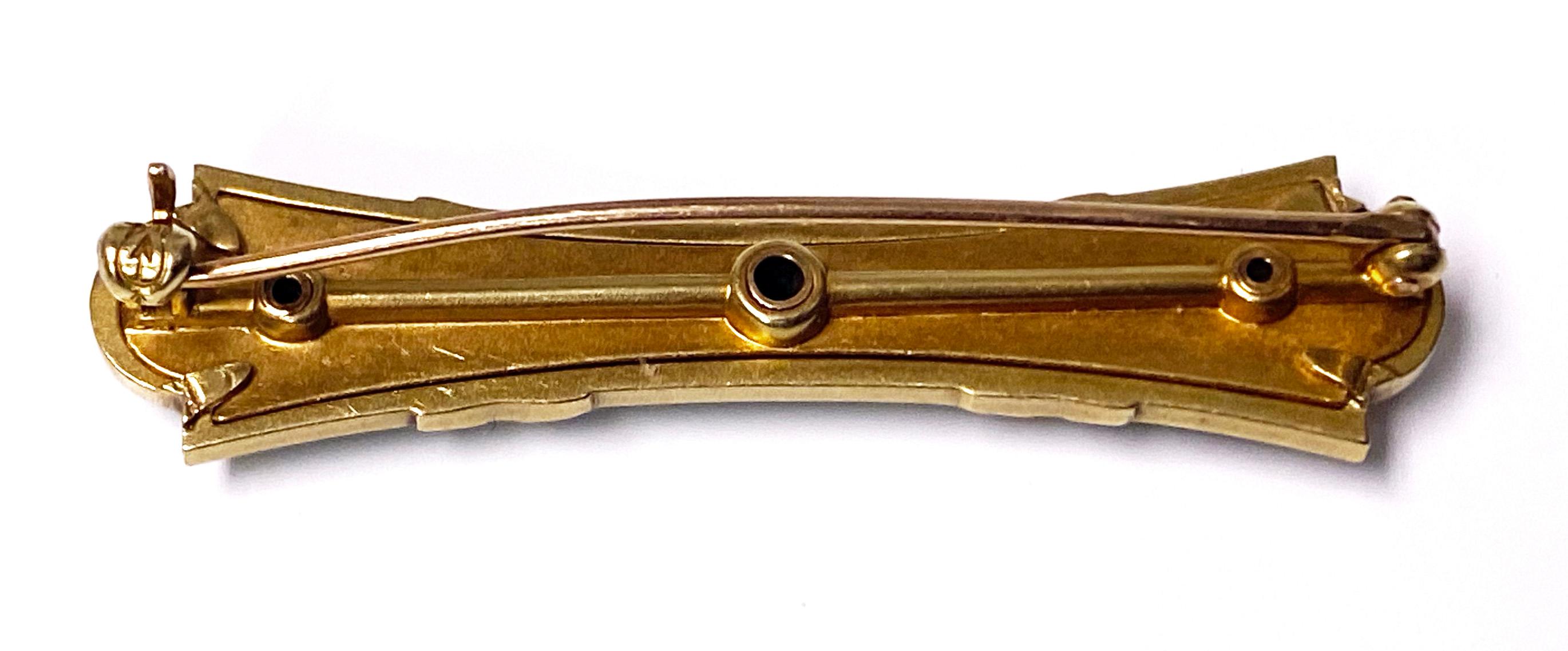 Antique Gold Diamond Pearl Enamel Bar brooch C.1890 In Good Condition For Sale In Toronto, ON