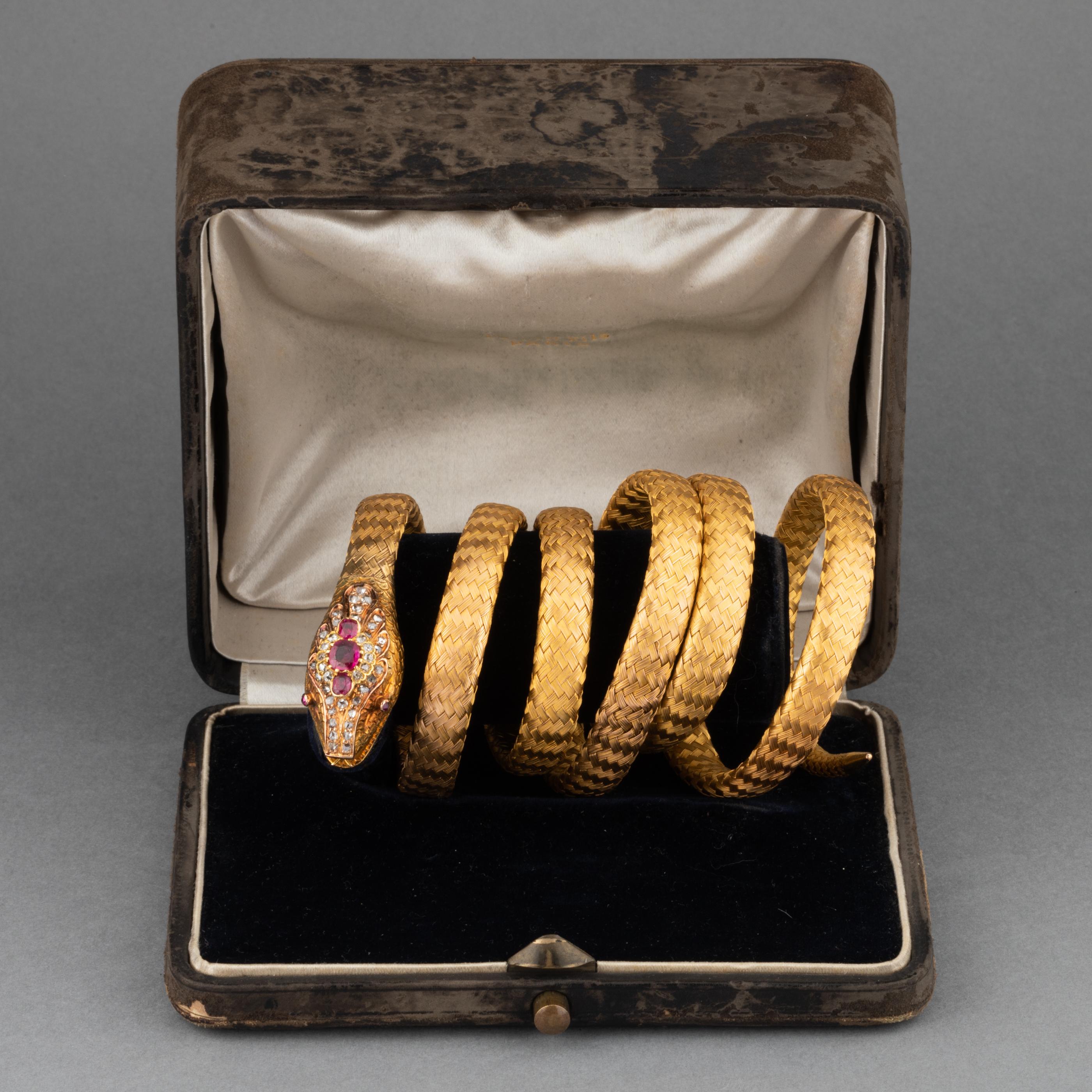 Antique Gold Diamonds and Rubies French Victorian Snake Bracelet In Good Condition In Saint-Ouen, FR