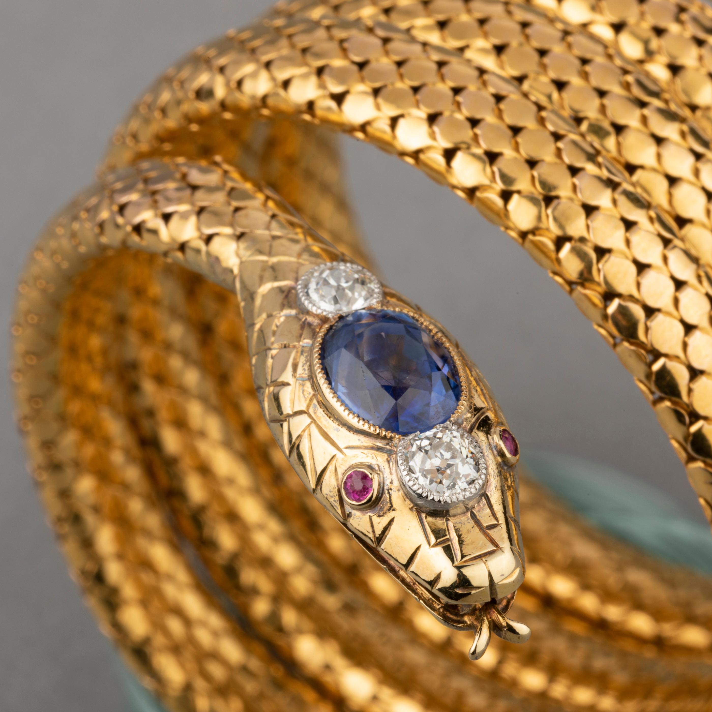 Antique Gold Diamonds and Sapphire French Snake Bracelet For Sale 3