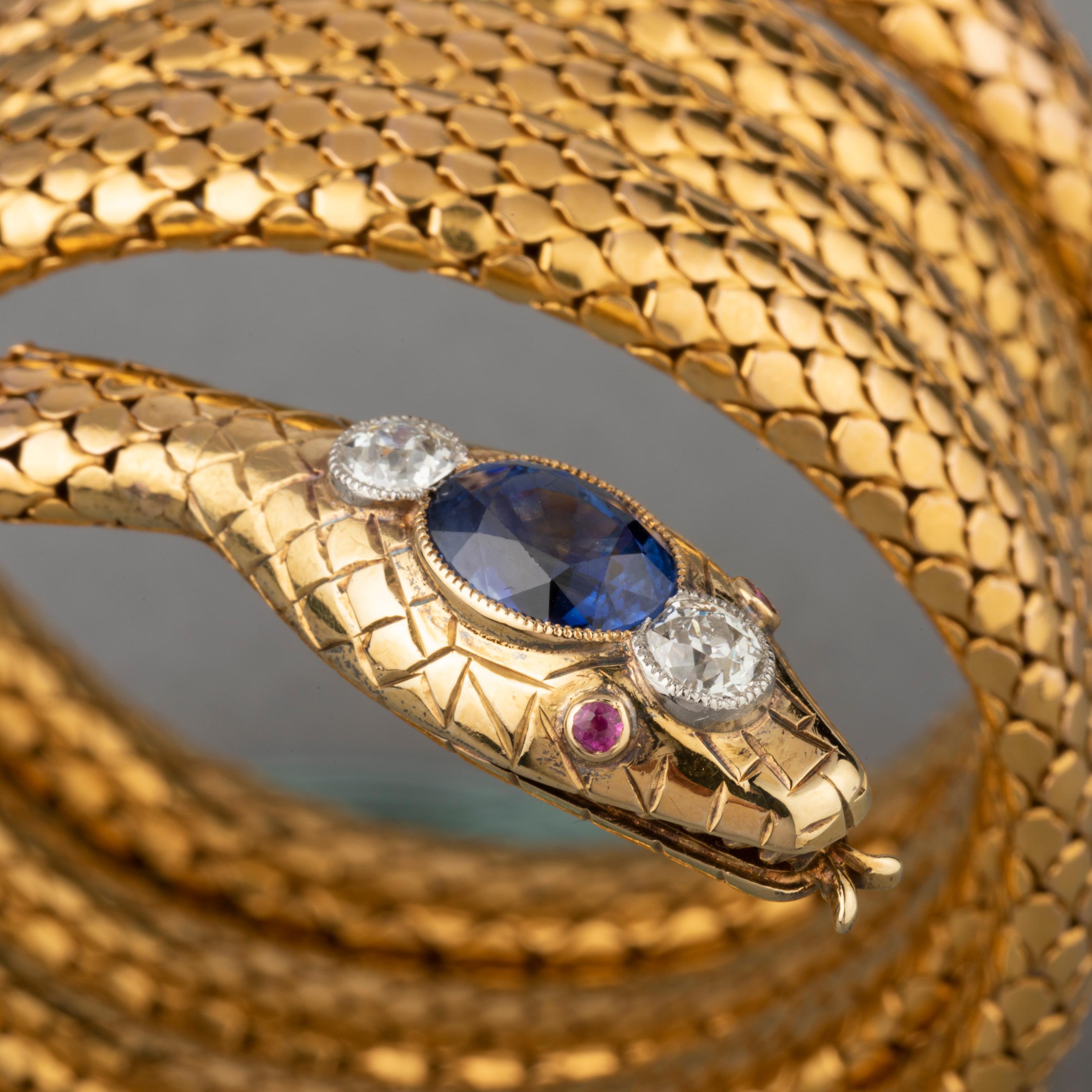 Antique Gold Diamonds and Sapphire French Snake Bracelet For Sale 4