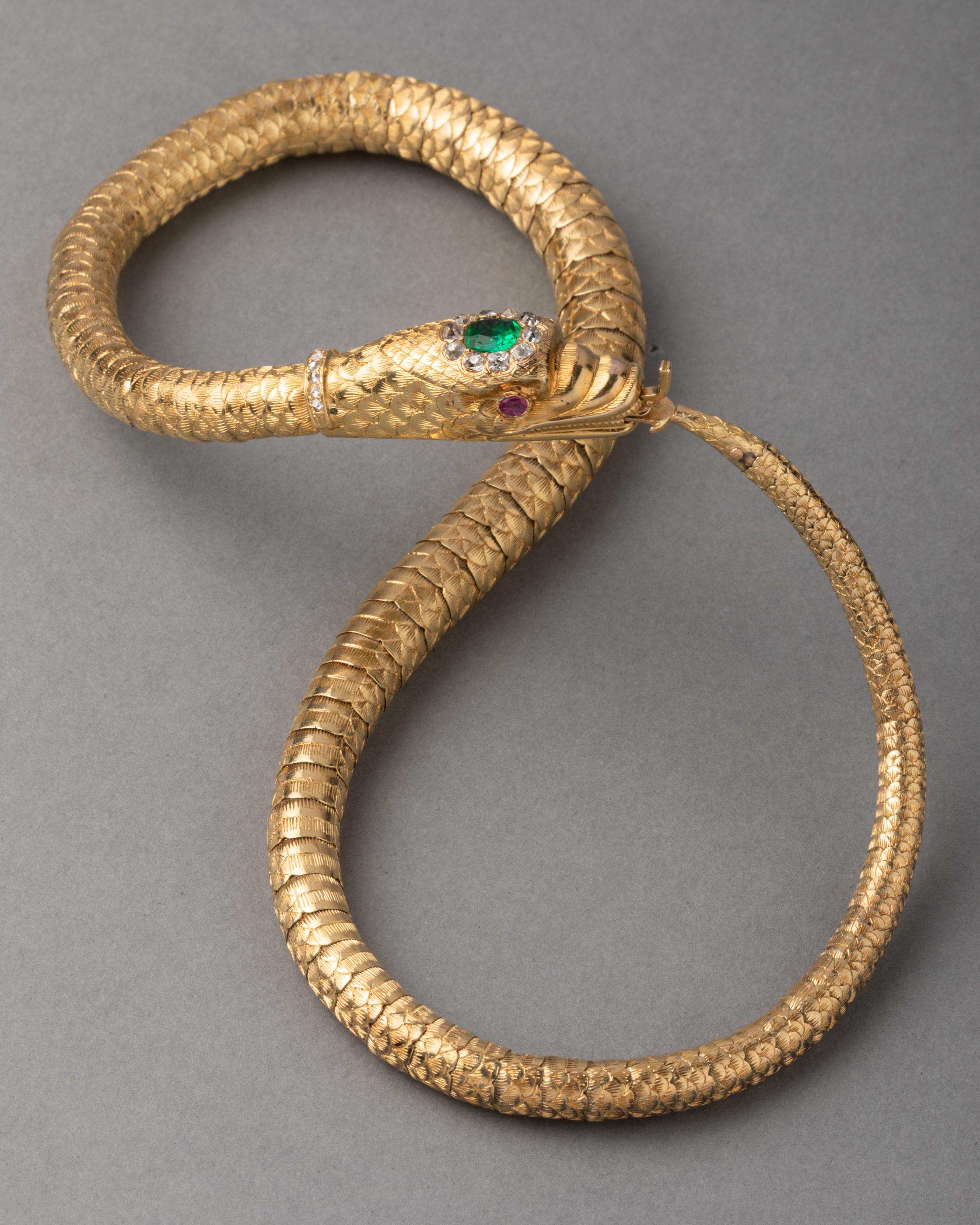 Antique Gold Emerald and Diamonds Snake Necklace 2