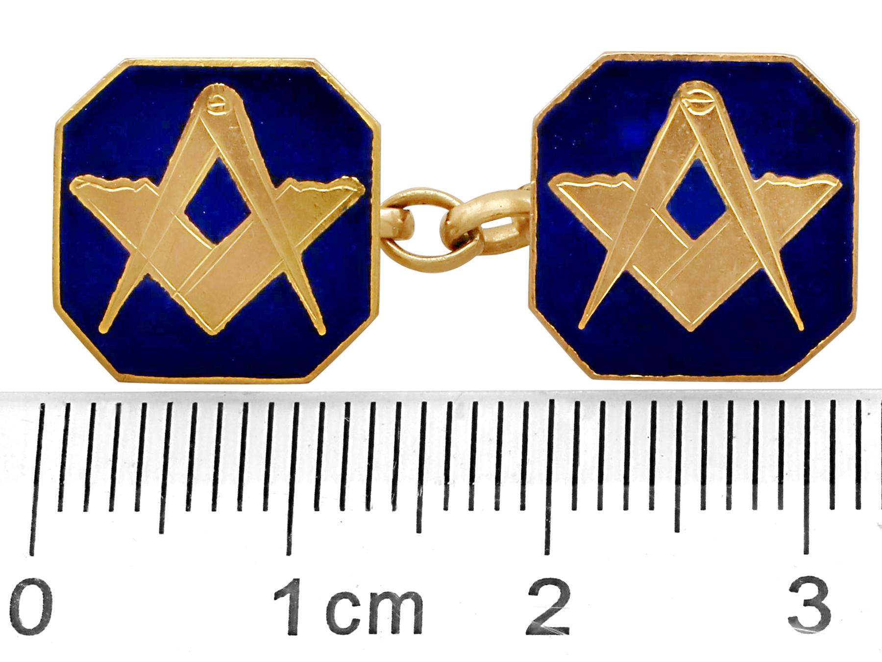 Antique Gold Enamel Freemasons Square and Compass Cufflinks In Excellent Condition In Jesmond, Newcastle Upon Tyne