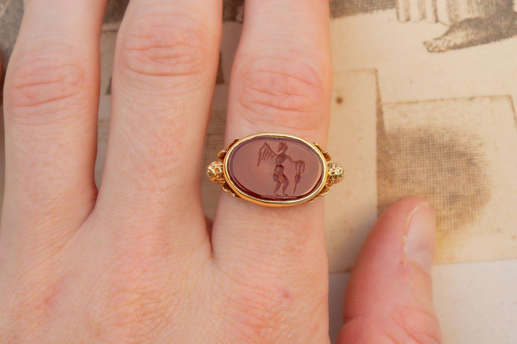 Antique Gold Engraved Carnelian Cherub Eros Intaglio Ring Signet Ring For Sale 5