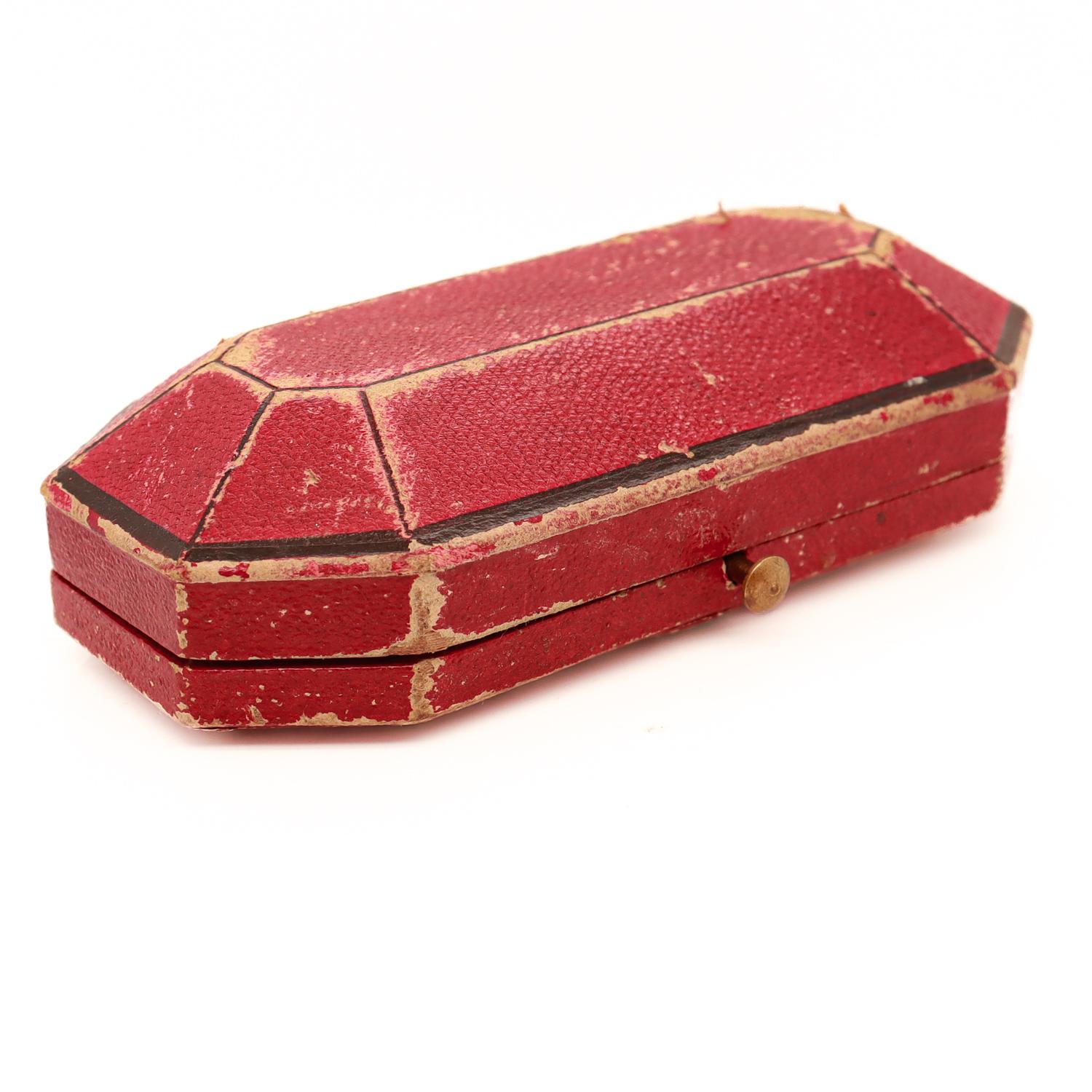 Antiguo Alfiler/Broche de Oro con Doble Cabeza de Carnero del Renacimiento Etrusco y Caja de Tanfani 12
