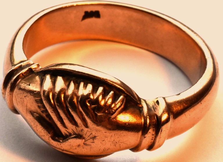 Antique Gentlemen's Gold Fede Ring, Size 15 For Sale at 1stDibs