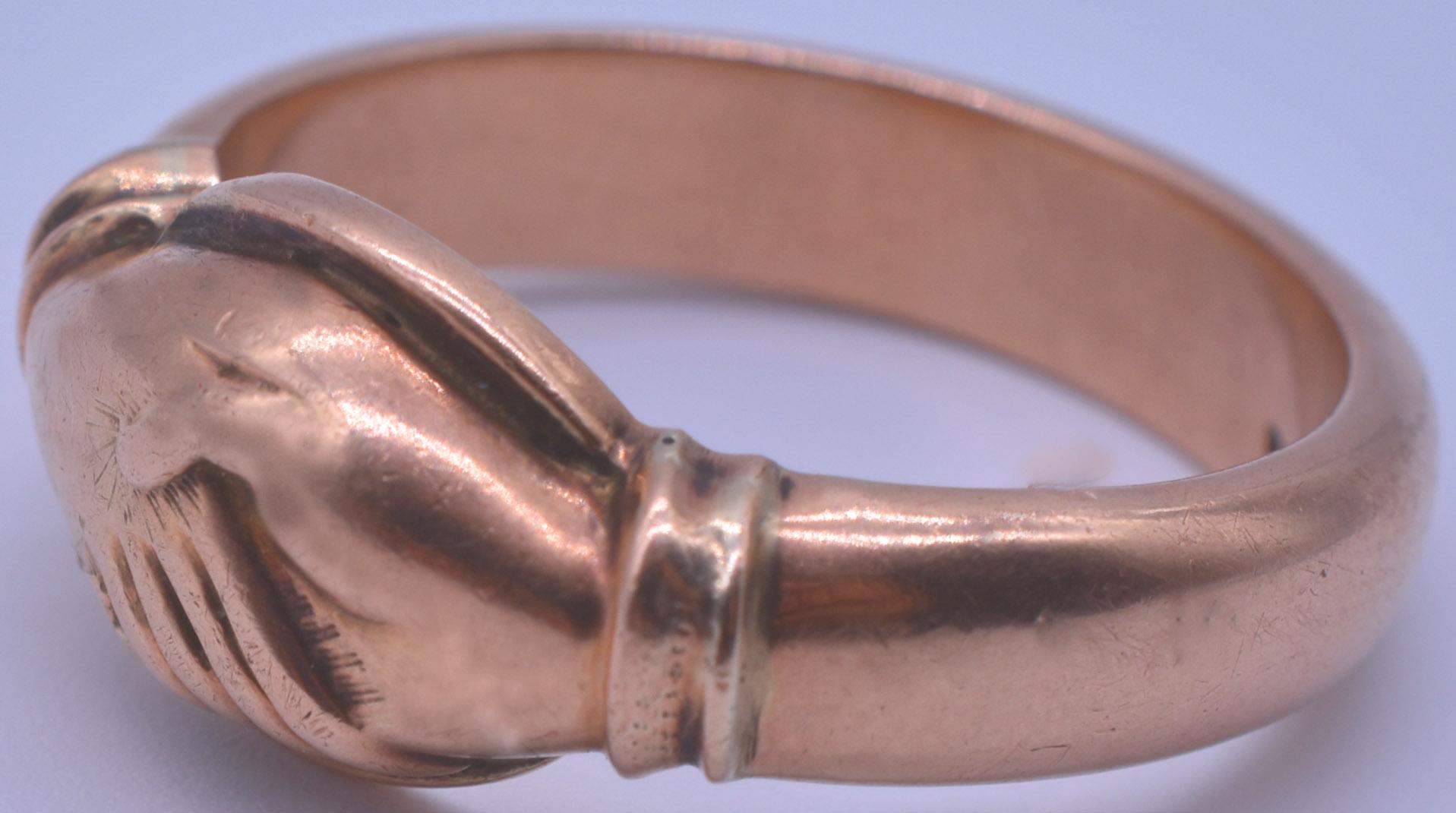 Antique Gentlemen's Gold Fede Ring, Size 15 1