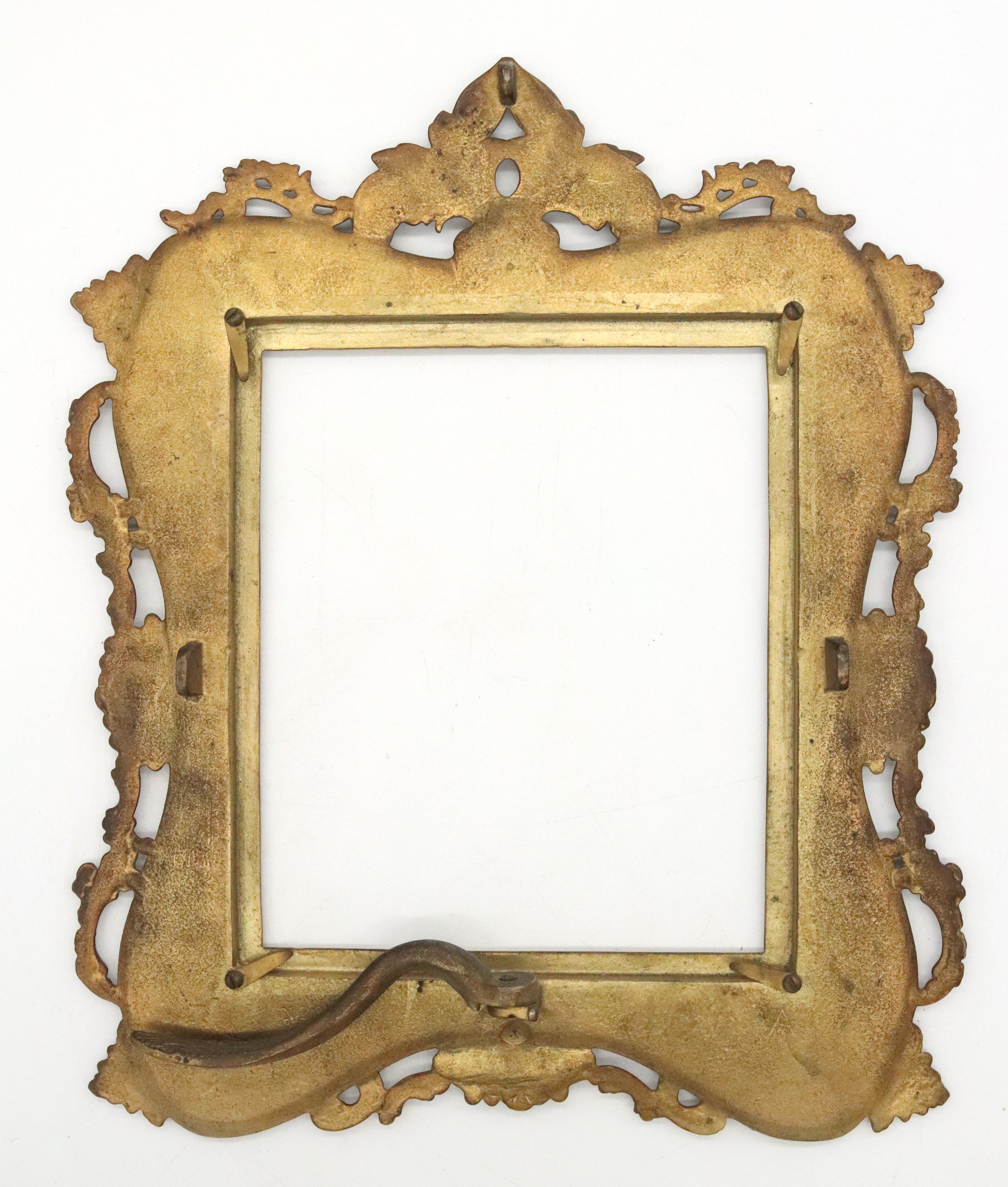 Fer Cadre photo en fonte avec miroir, finition or antique en vente
