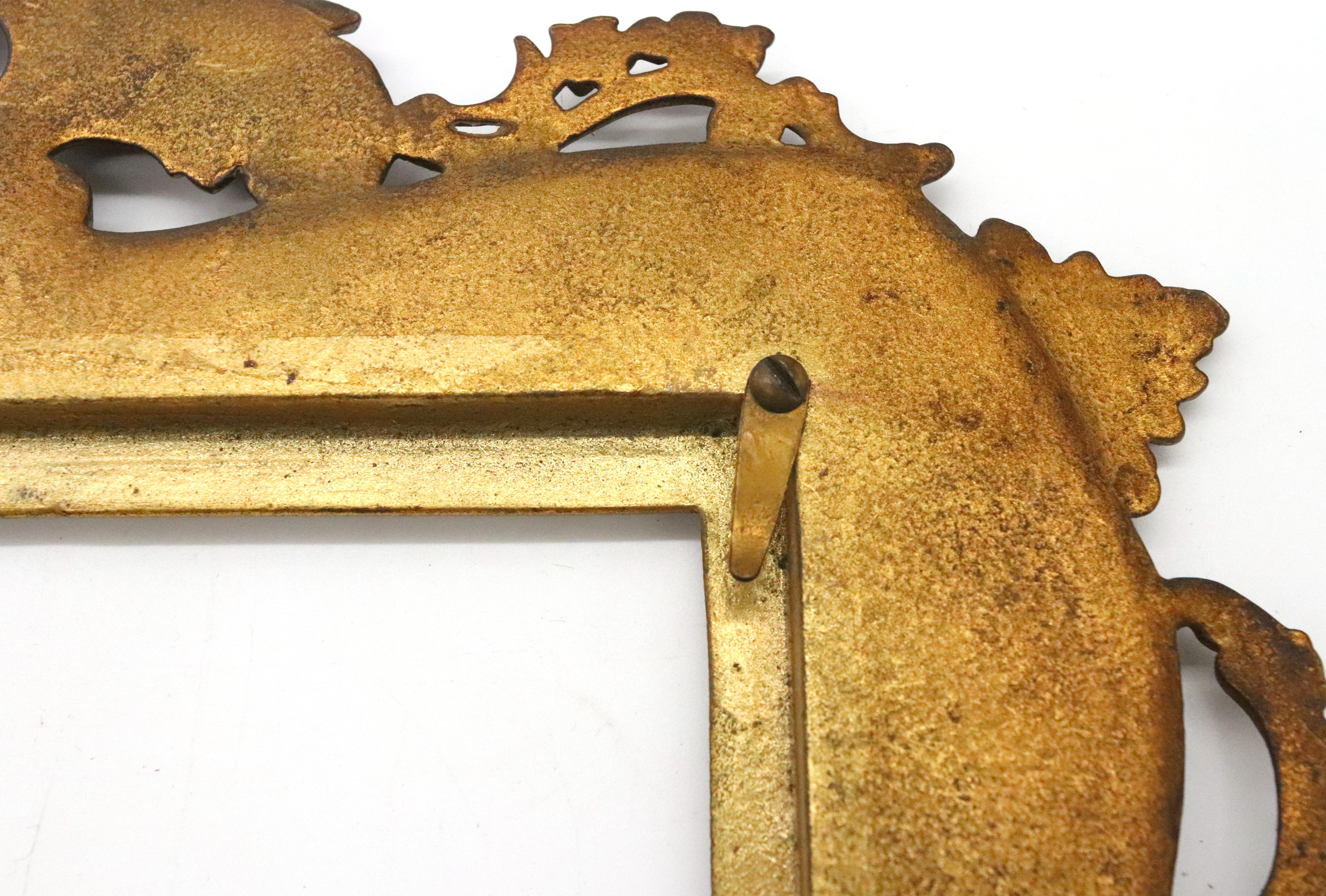 Cadre photo en fonte avec miroir, finition or antique en vente 2