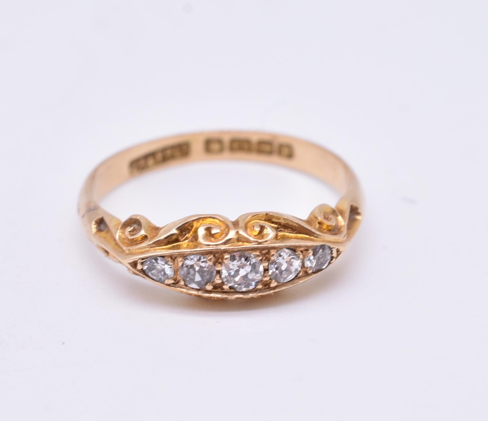 Antique Gold Five Stone Diamond Ring In Excellent Condition In Baltimore, MD