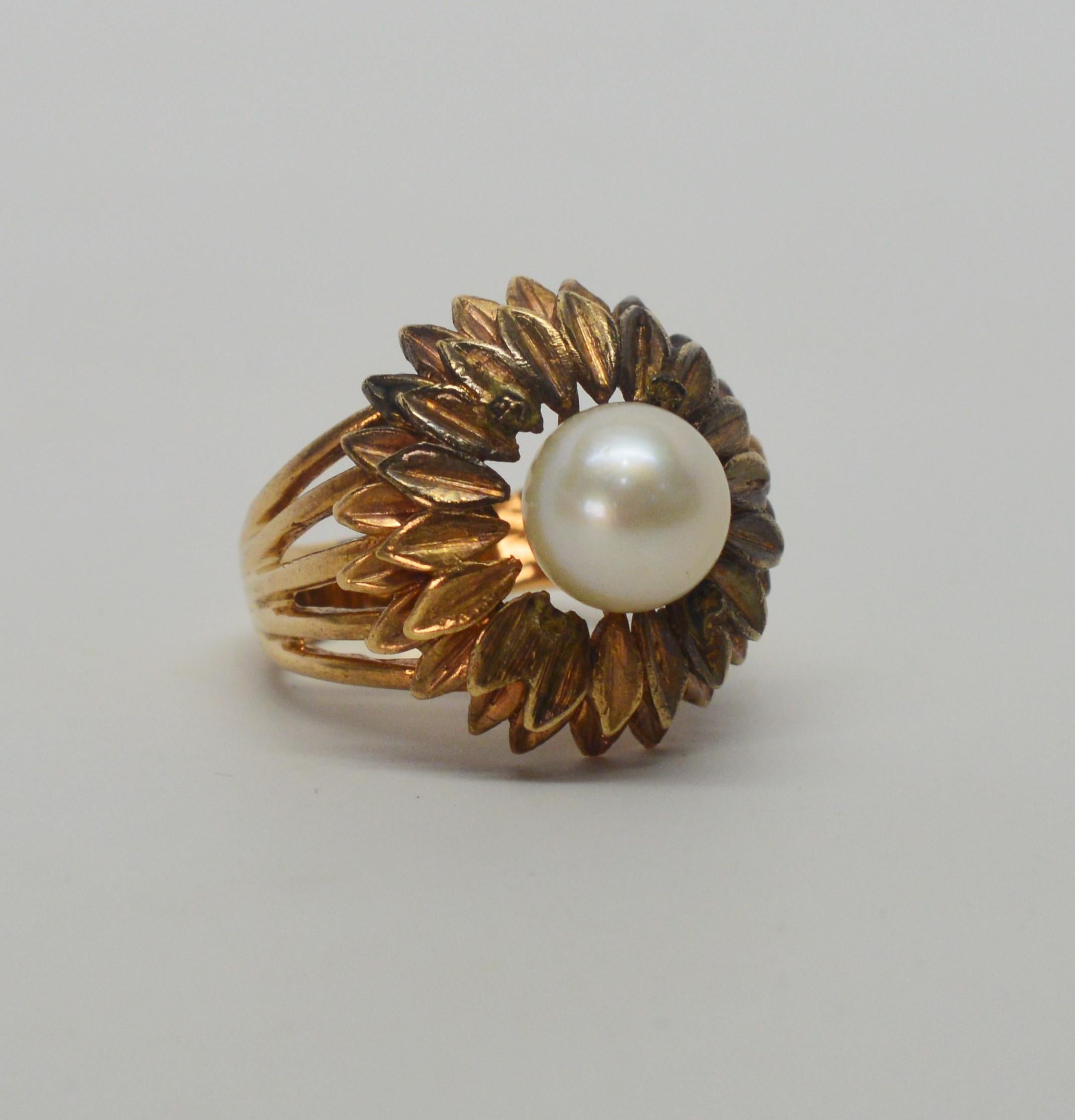 Antique Gold Floral Burst Ring with Pearl In Good Condition In Mount Kisco, NY