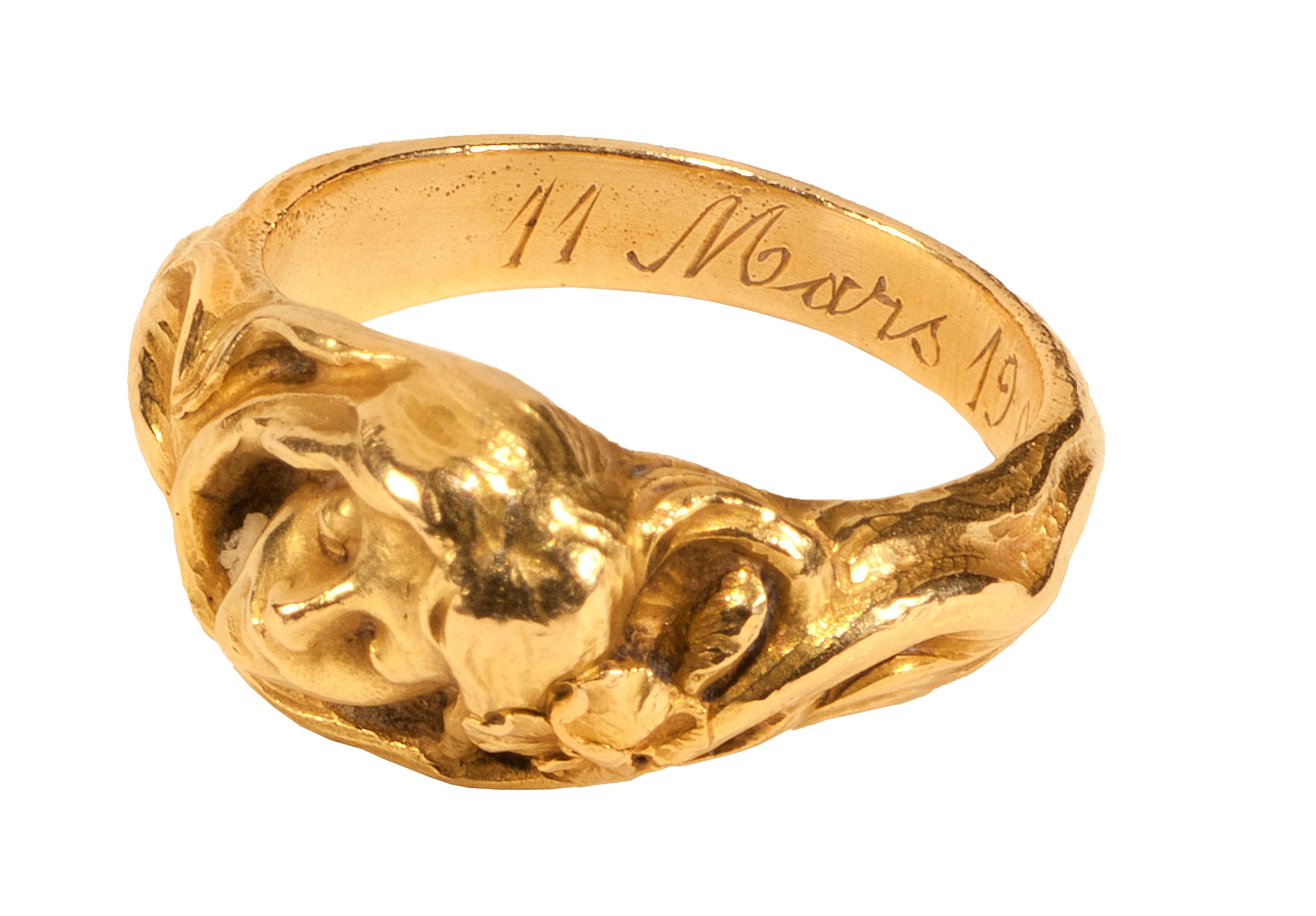 Bague Art nouveau français en or ancien Unisexe en vente