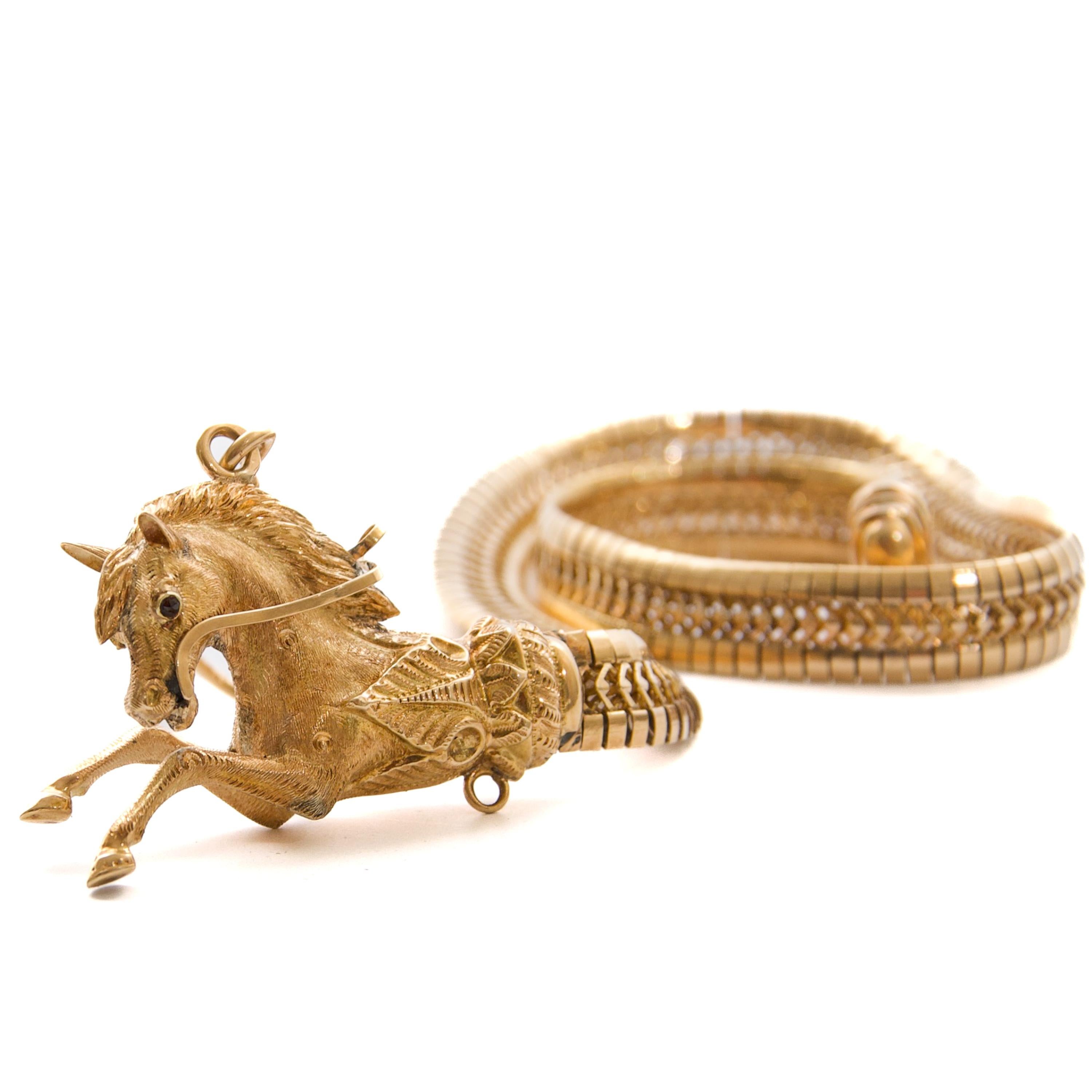 Chaîne de montre de poche ancienne en or avec motif de cheval au galop, 19e siècle en vente 4