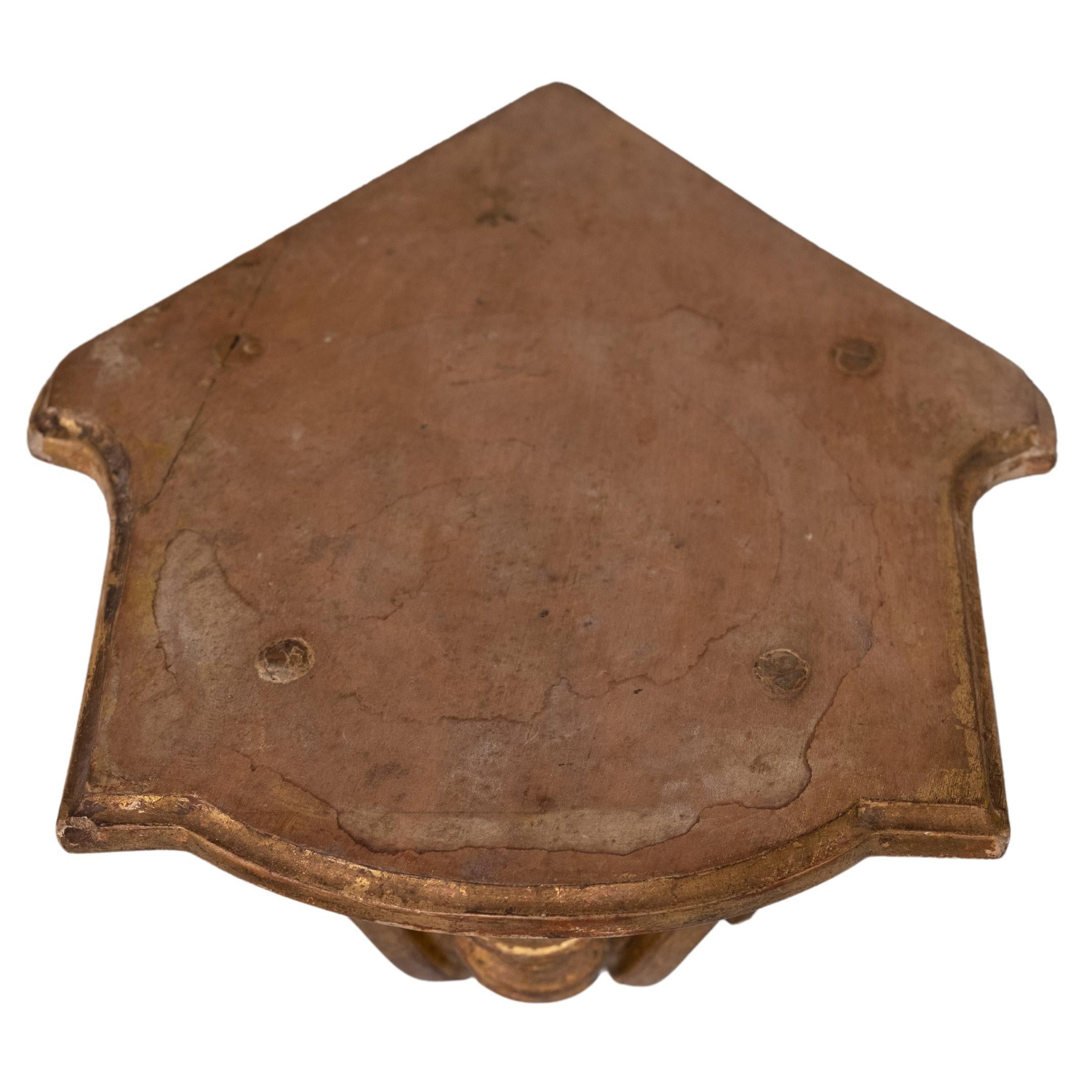 Régence Antique Gold Gilded wooden corner wall bracket  France