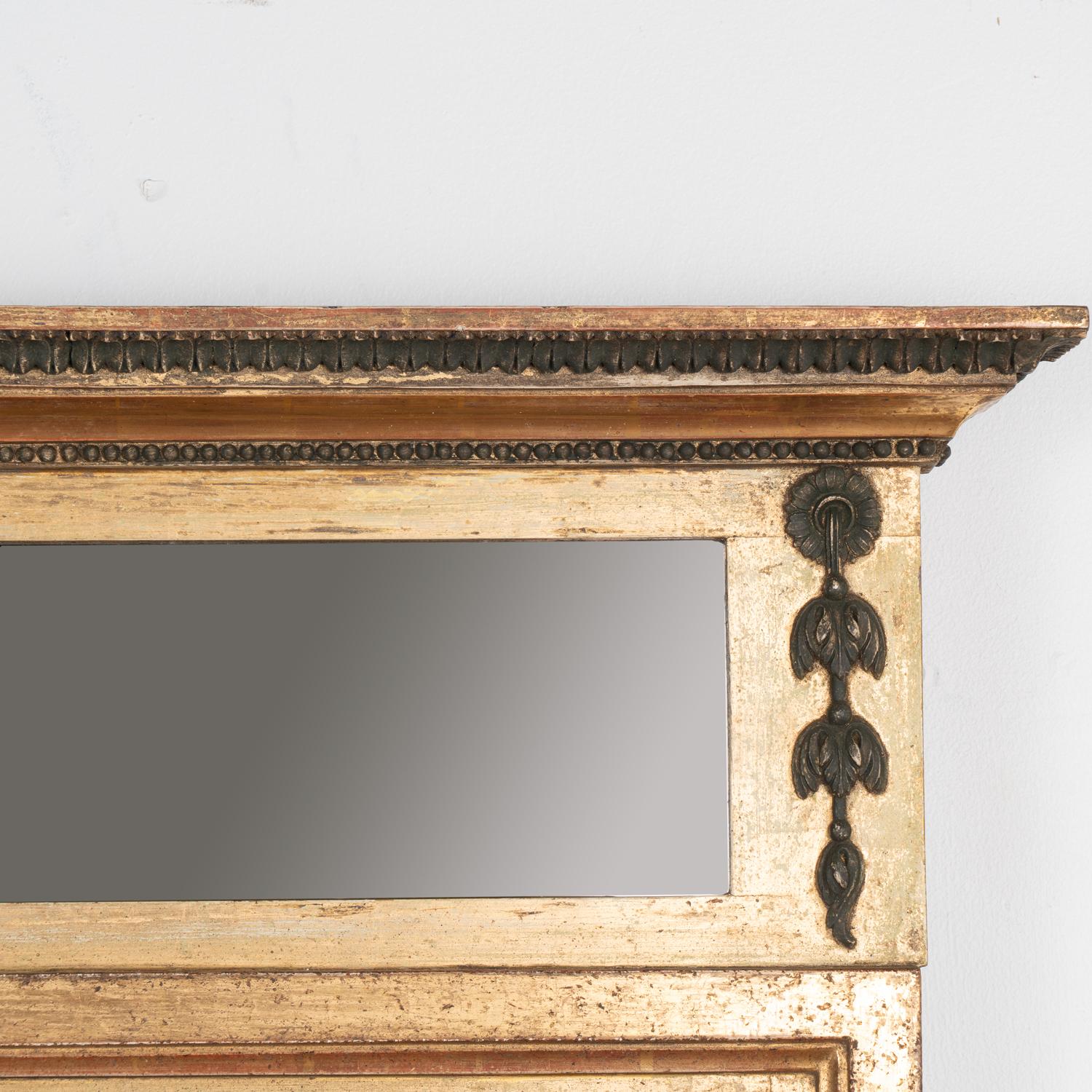 Antique Gold Gilt Trumeau Mirror, Sweden circa 1820-40 In Good Condition For Sale In Round Top, TX
