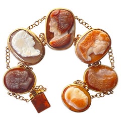 Bracciale Grand Tour Cameo antico in oro e pietra dura C.I.C. 1800
