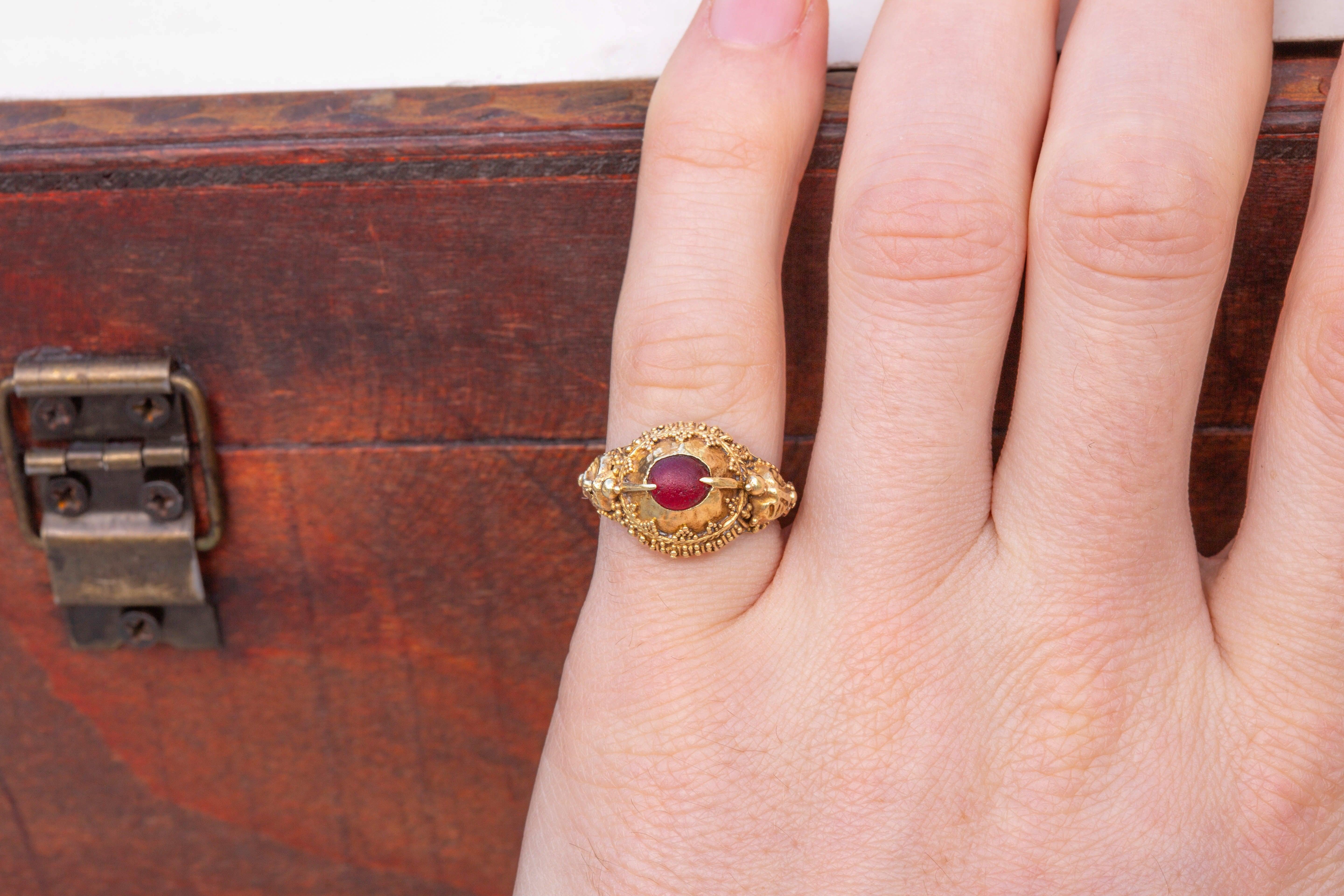 Antique Gold Indonesian Bali Garnet Ring 19th Century Hummingbird Gold Ring For Sale 10