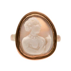 Antique Gold Italian Renaissance Cameo Ring