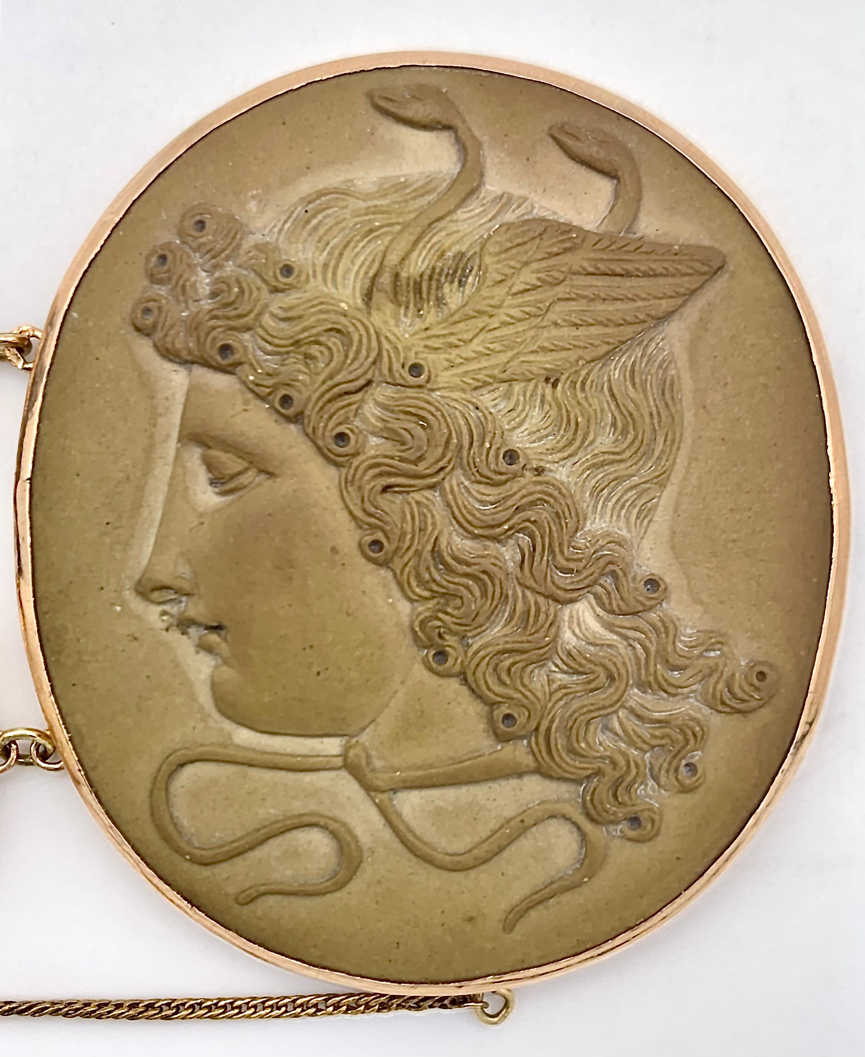 Antikes Lava-Kamee-Armband aus Gold Grand Tour Grand Tour Souvenir-Theatermaske (Empire) im Angebot