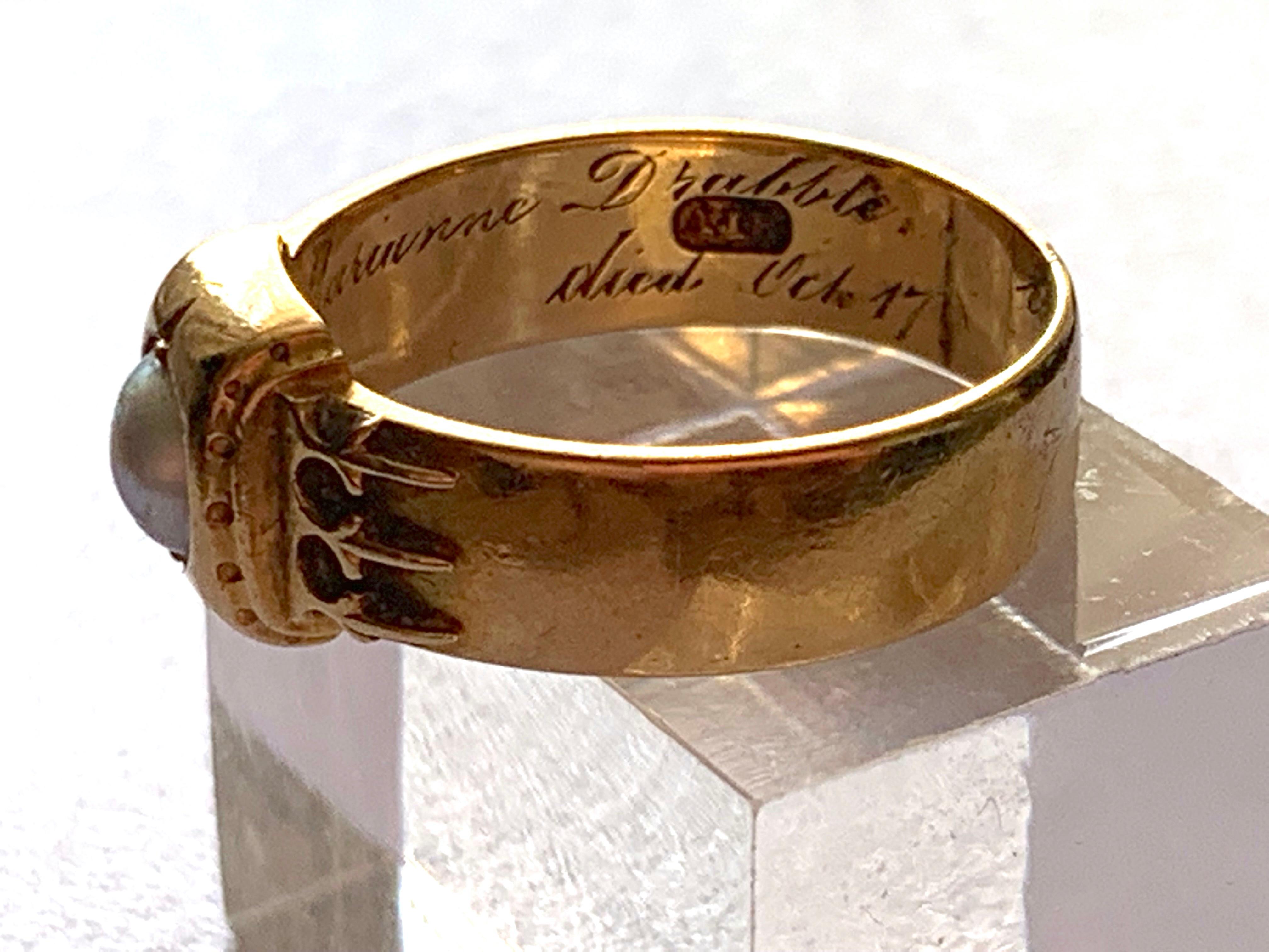 Women's or Men's Antique Gold Memorial Ring For Sale