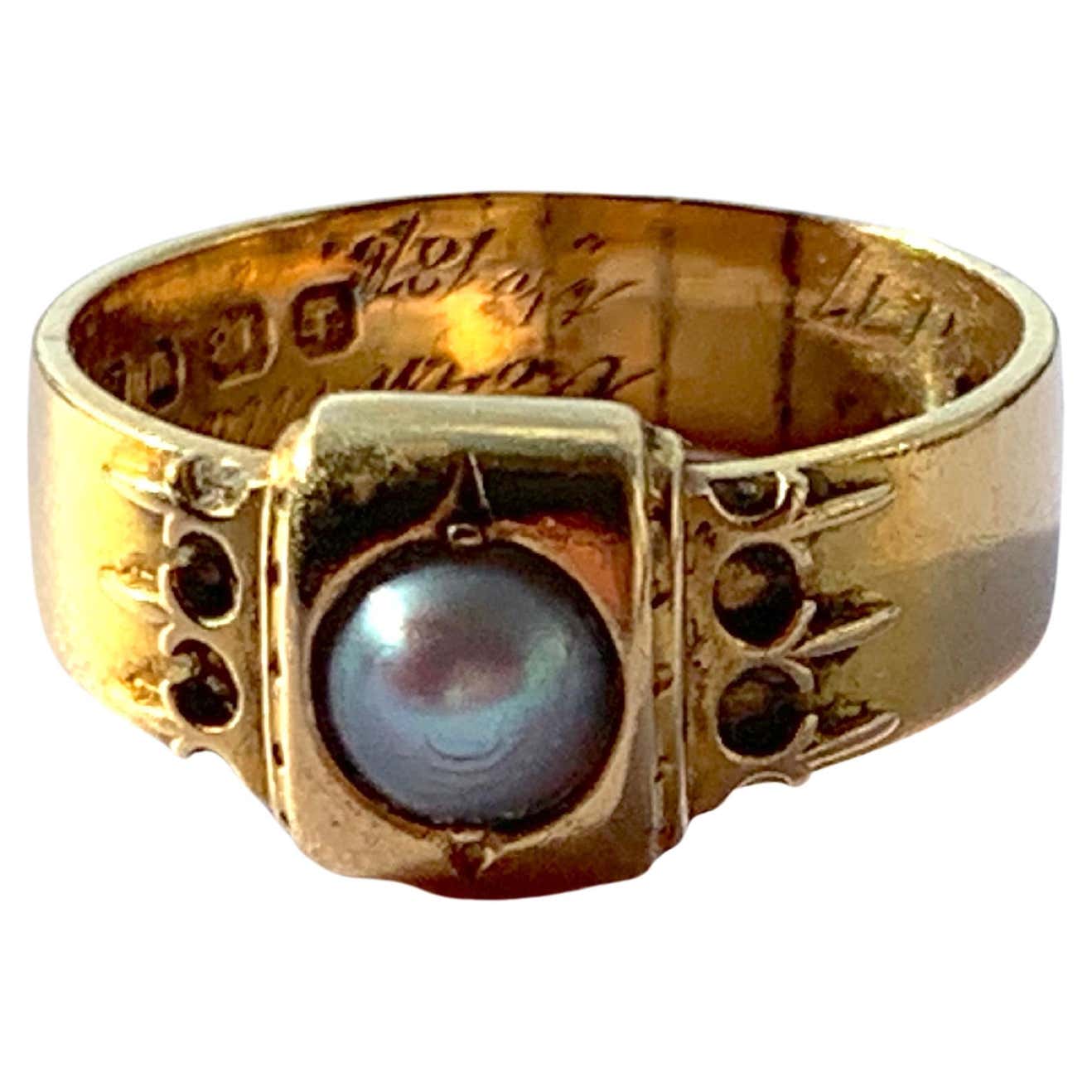 Antique Gold Memorial Ring For Sale at 1stDibs