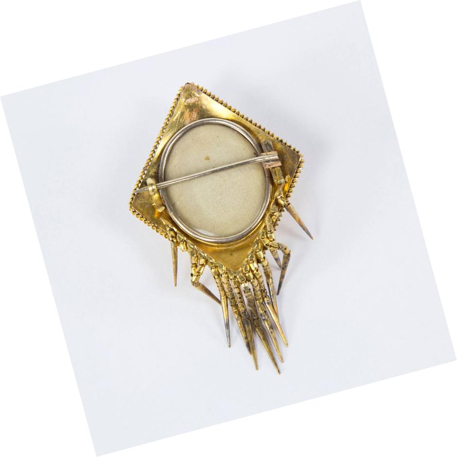 locket brooch pin