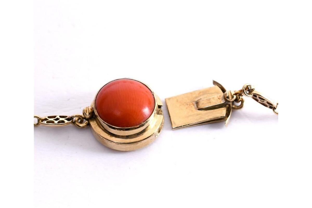 Antique gold necklace with corals, Italy, mid-20th century. For Sale 1