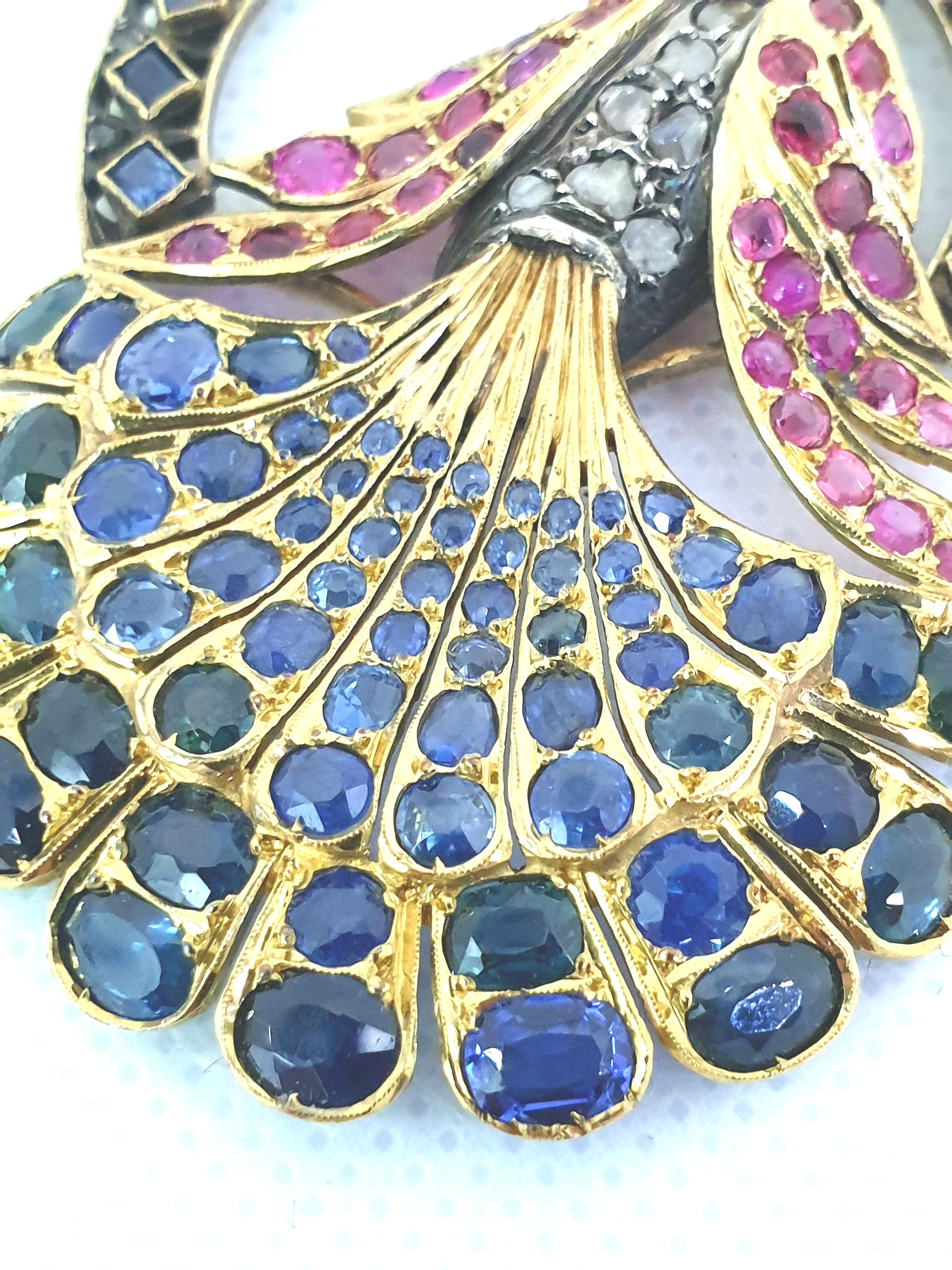 Women's Antique Gold Peacock Pendant