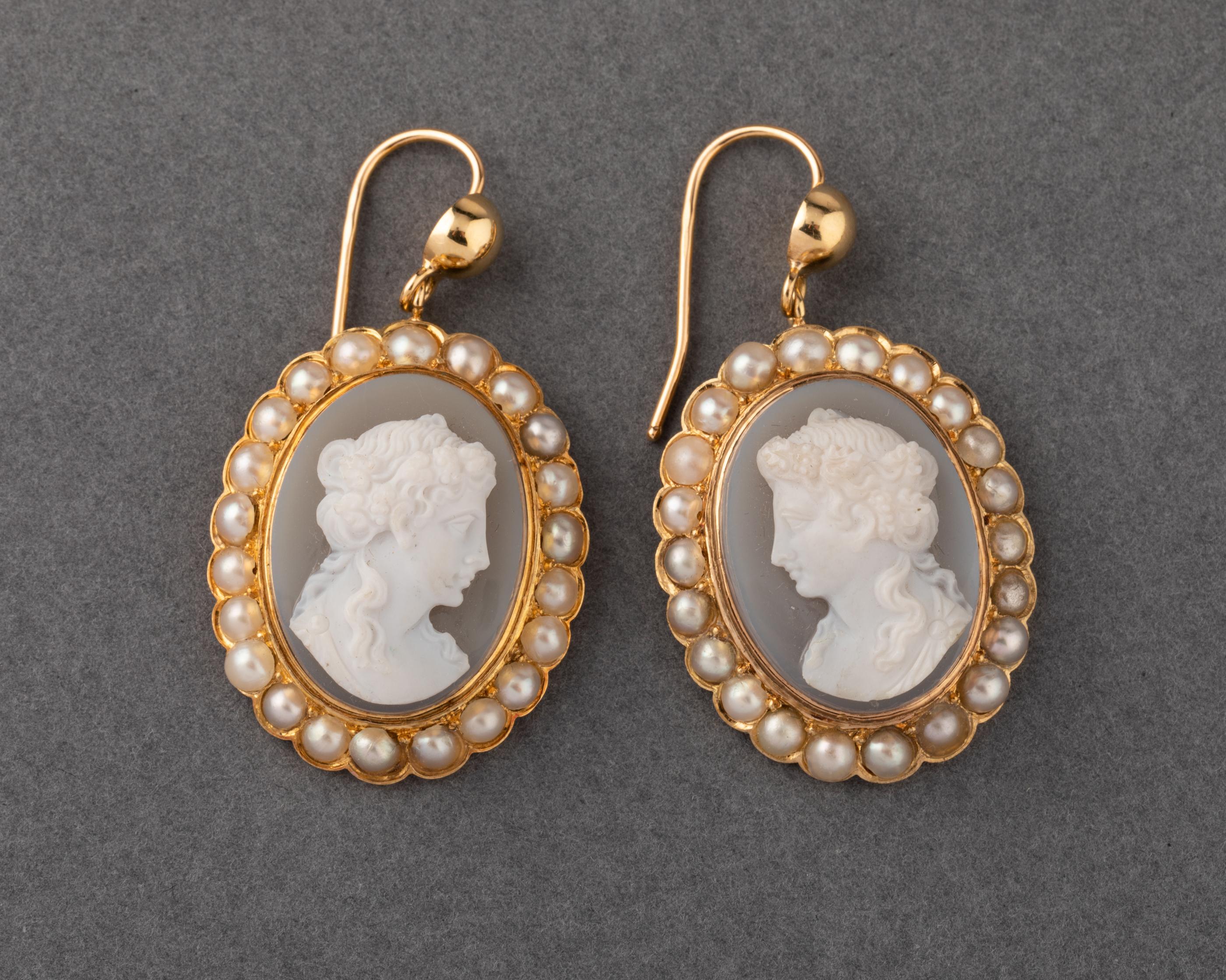 cameo earrings antique