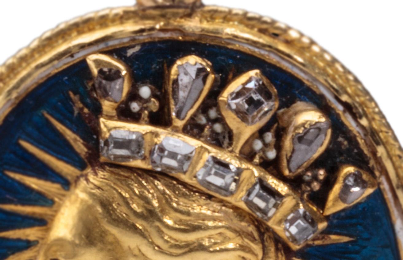 Pendentif ancien en or avec diamants et perles Bon état - En vente à Chicago, IL