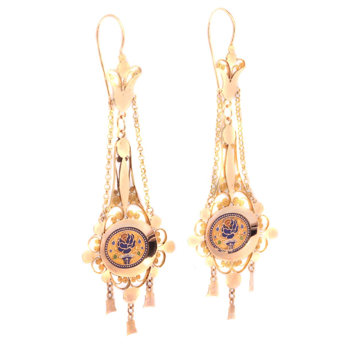 Early Victorian Antique Gold Pendent Earrings with Filigree and Enamel, Early 19th Century
