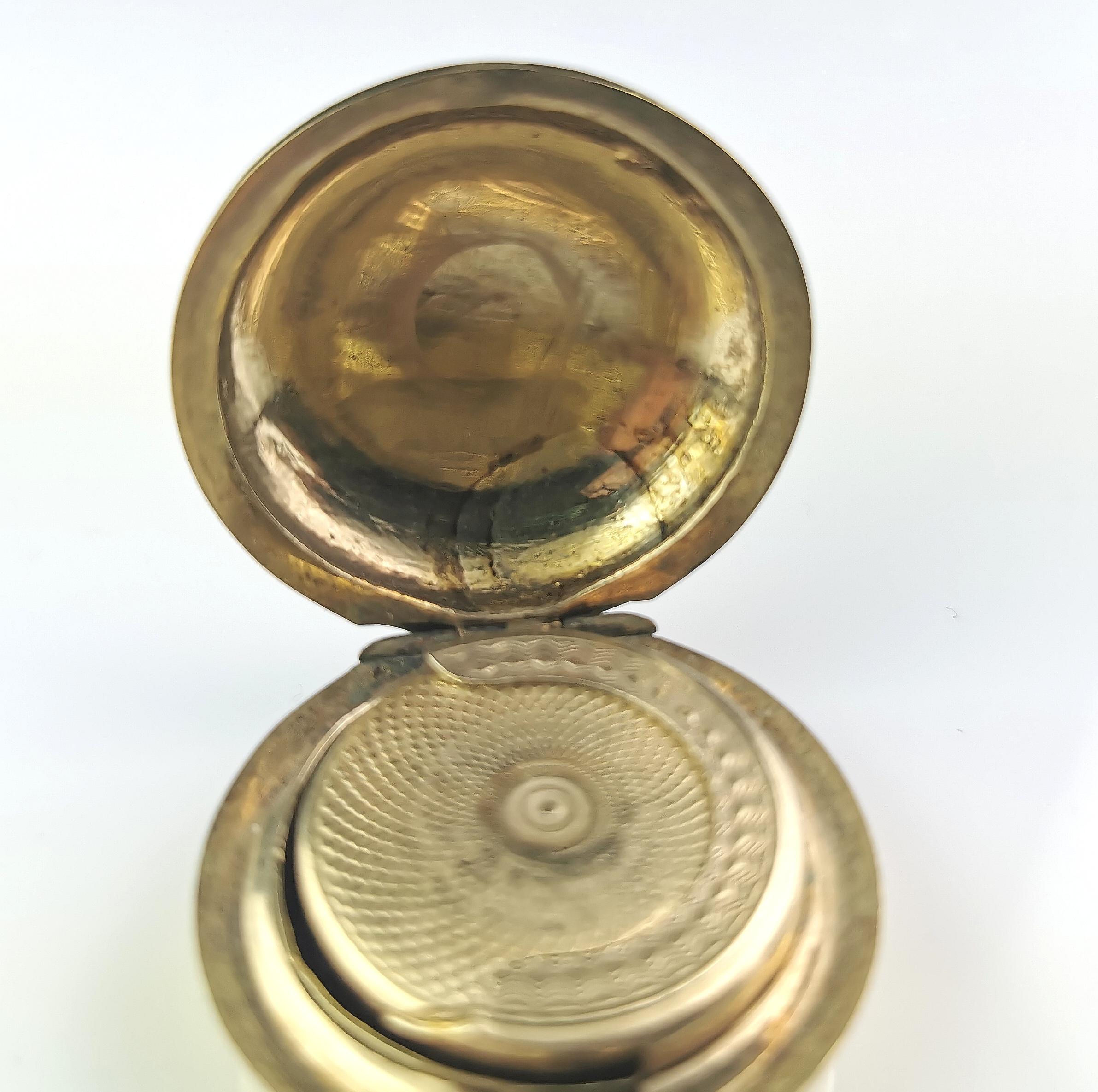 Antique gold plated sovereign case, pendant, coin holder  In Fair Condition In NEWARK, GB