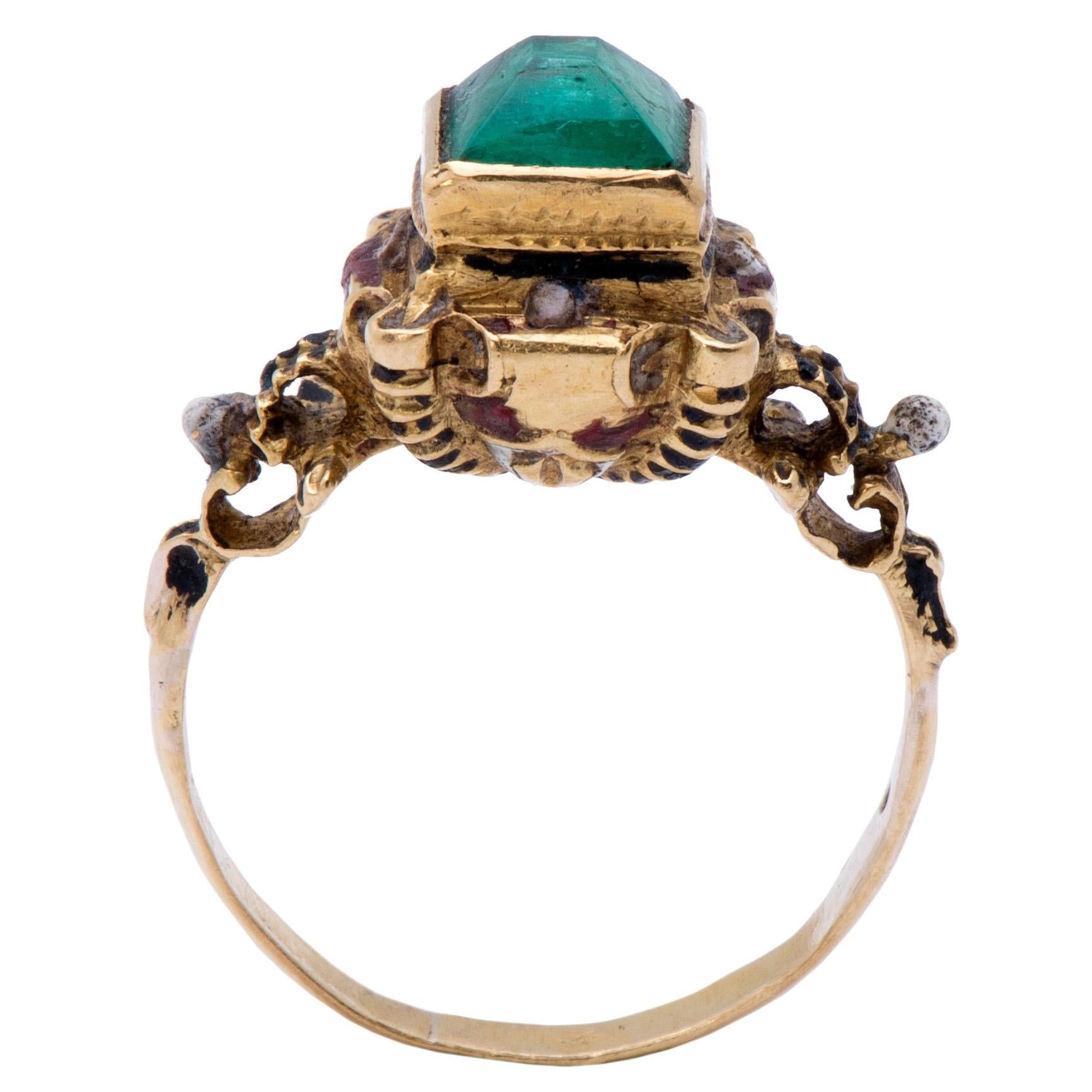 Antique Gold Renaissance Revival Ring 2