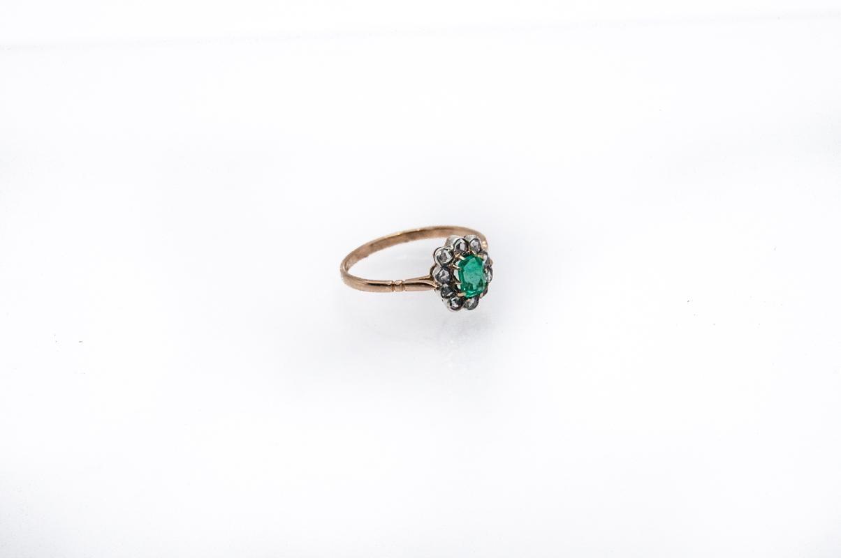 Antique Gold Ring 0.45ct Clear Emerald and Diamonds, Austria-Hungary, 1890s. In Good Condition In Chorzów, PL